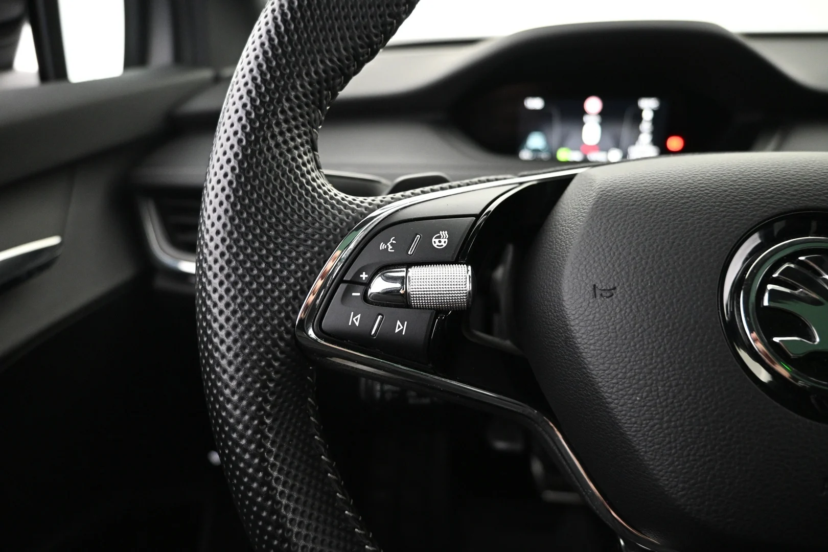 Car Image - 41FhQvNMC29ijJHXqPp1nd
