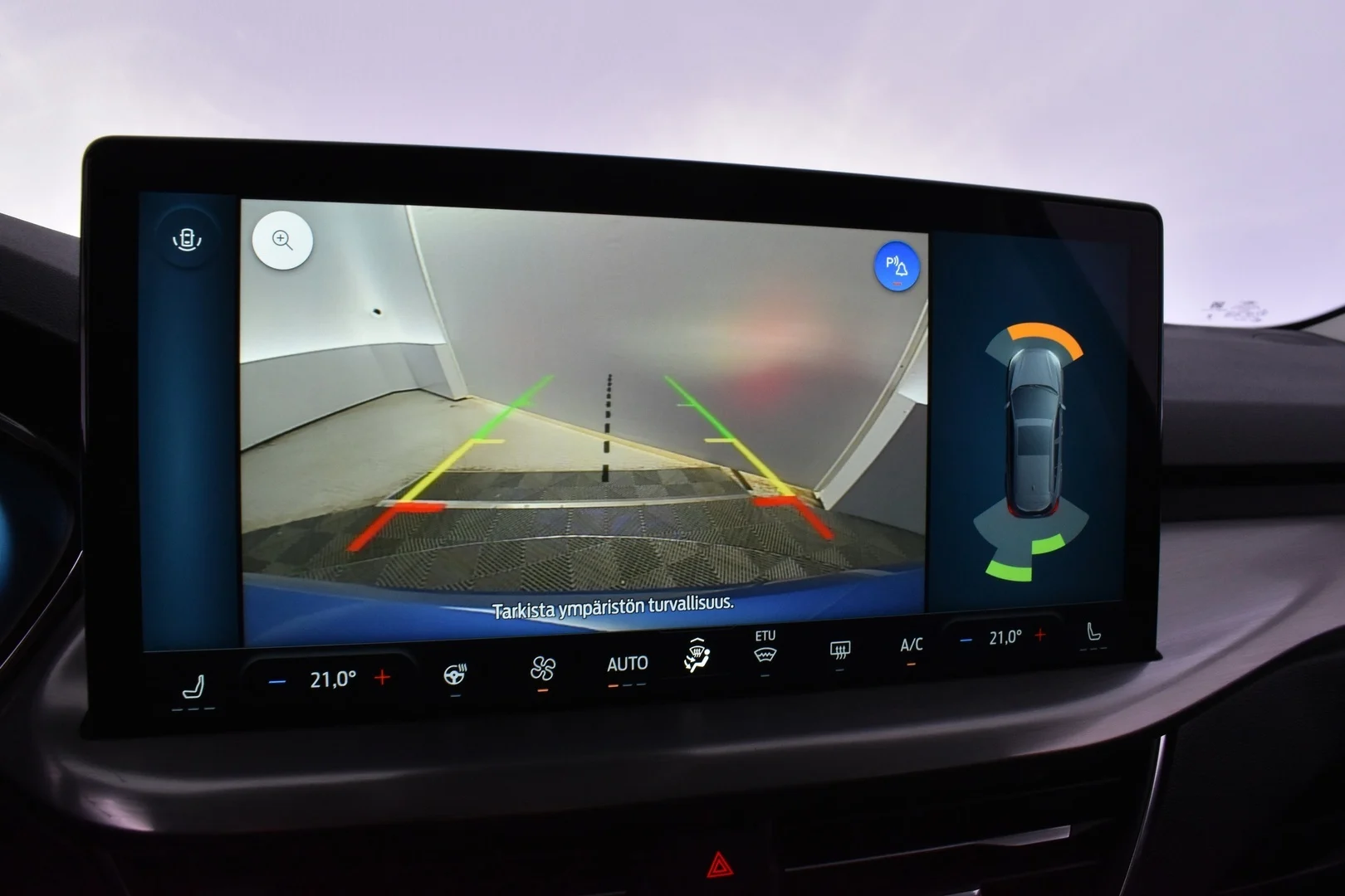 Car Image - 301KN6QTfE9FhkGF4NIpoF