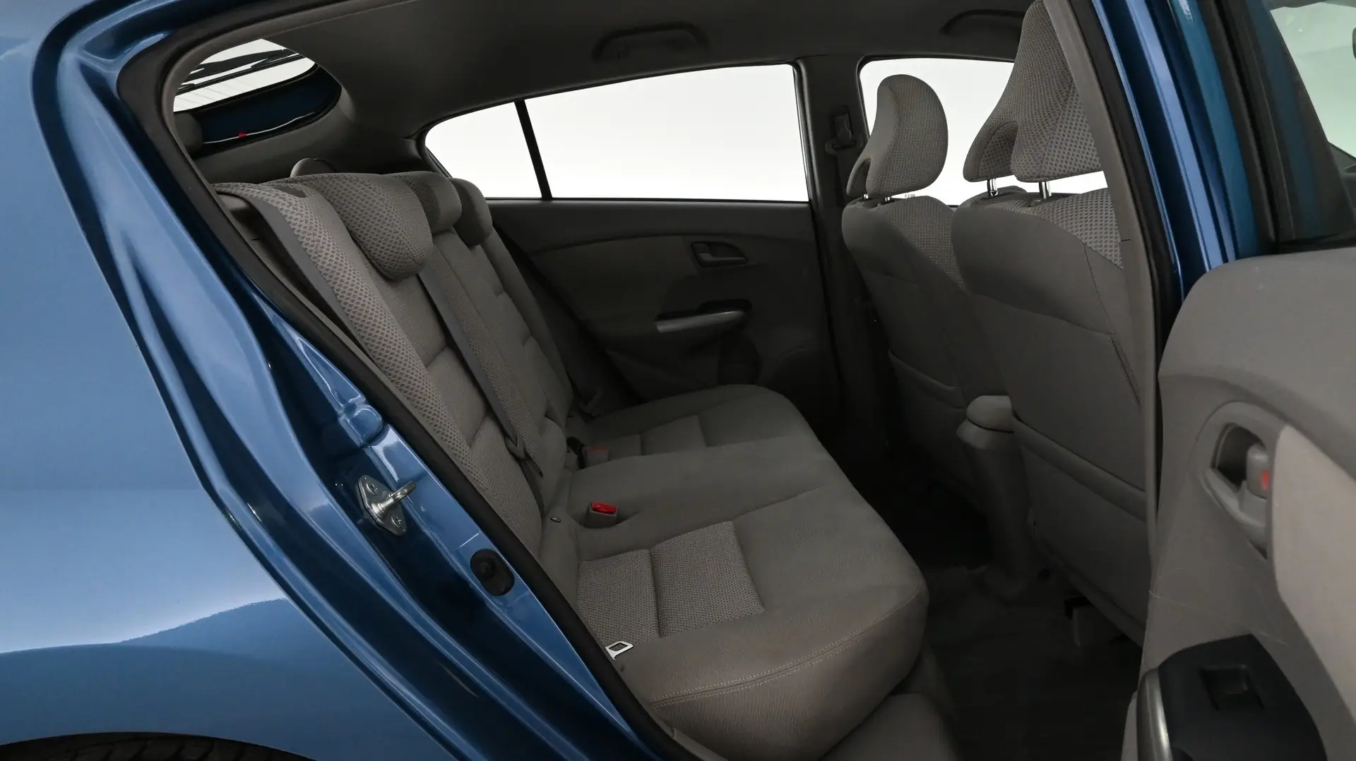 Car Image - vixXyQQcGJK9ligulhgPQ