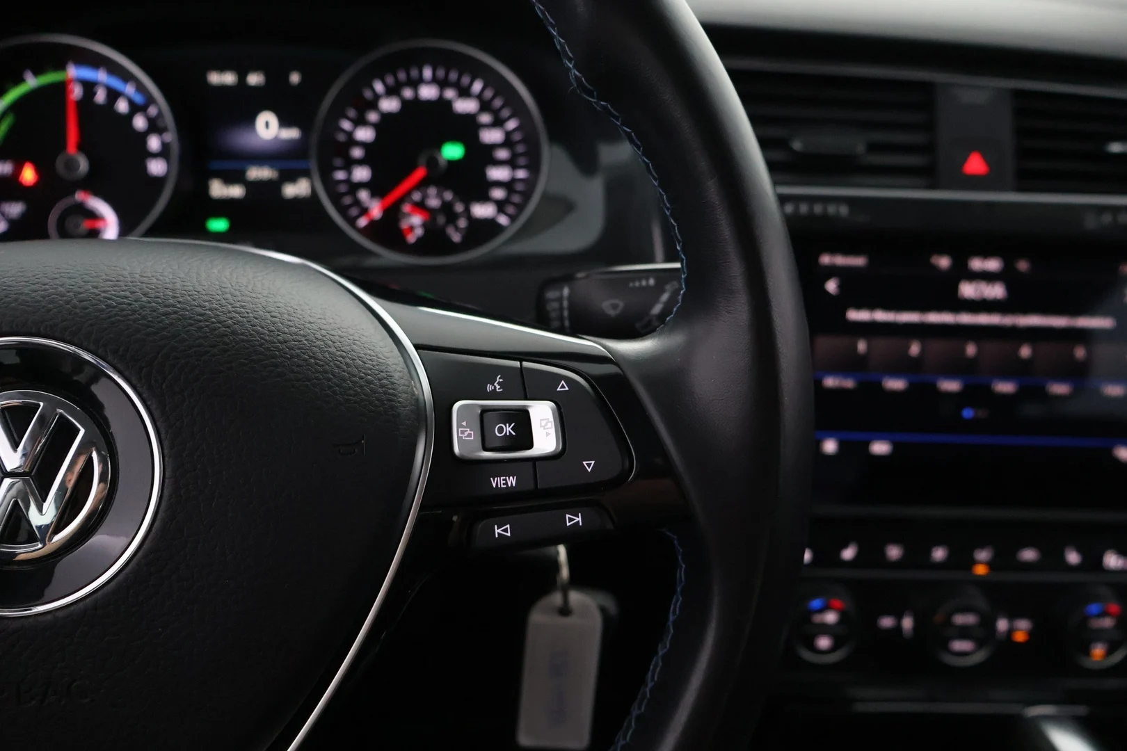 Car Image - 2nBDpMgP9Ib4TLqNqyRgBP