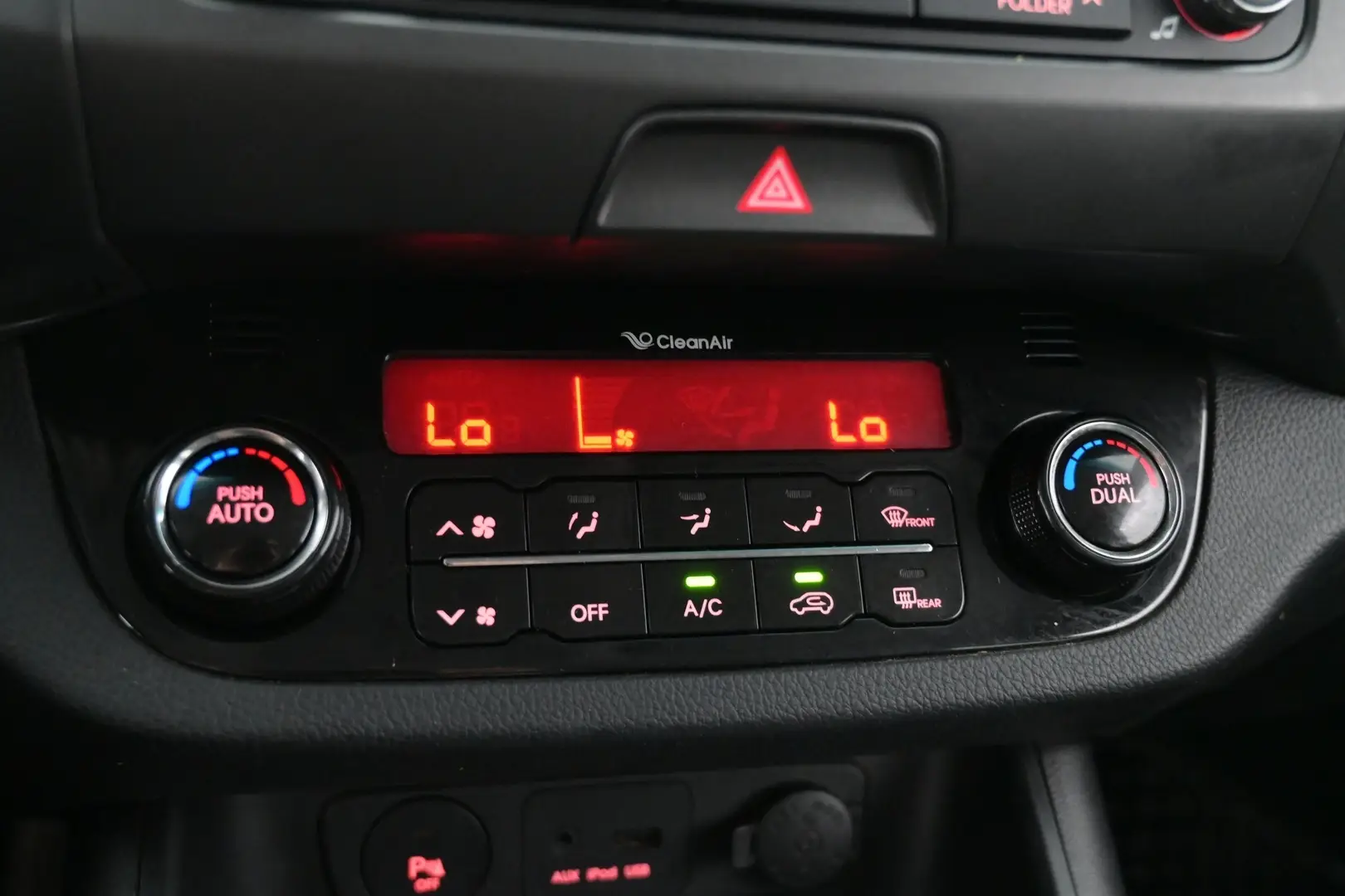 Car Image - 6kdzzMxn3uIjdyONSZlbzY