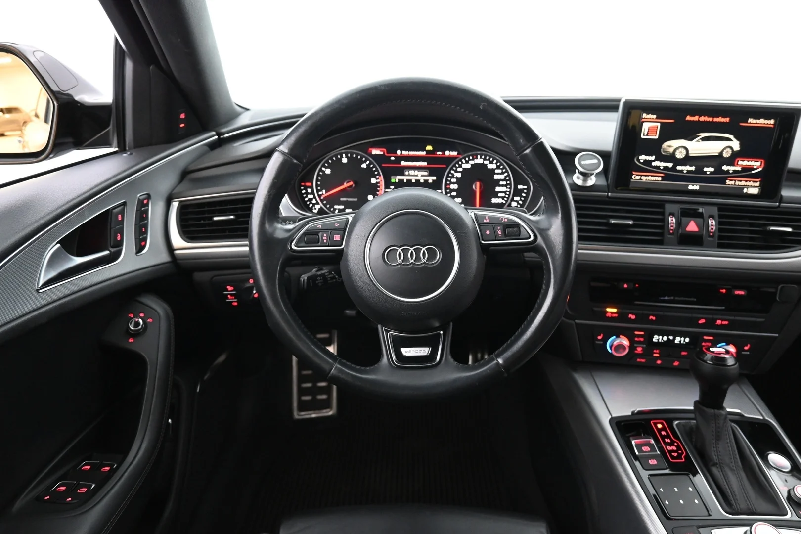 Car Image - 4MRR1QX5nBYBmeeujK2YLG