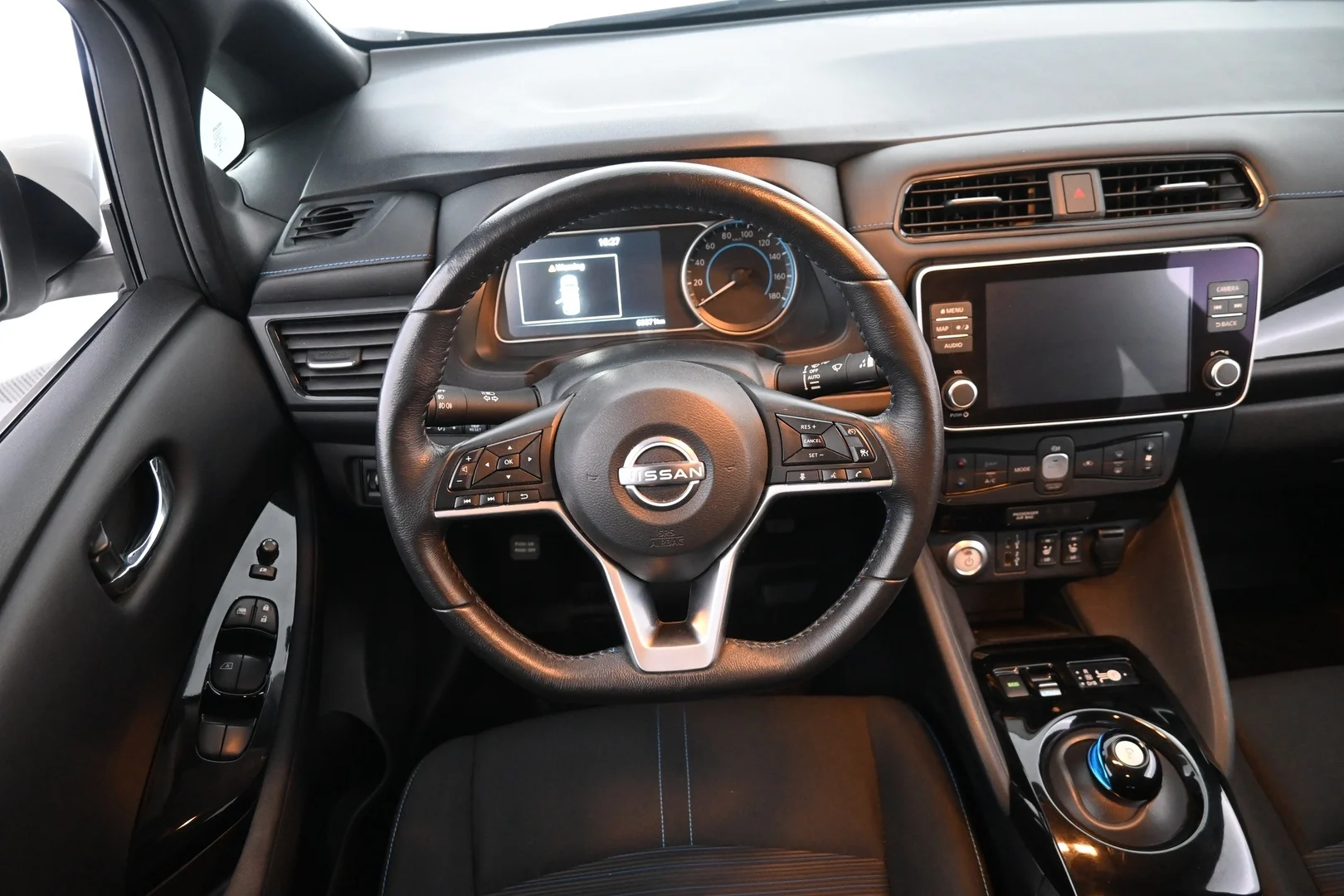Car Image - 3lZrFCcz2j3TMRGLVw2Wpm