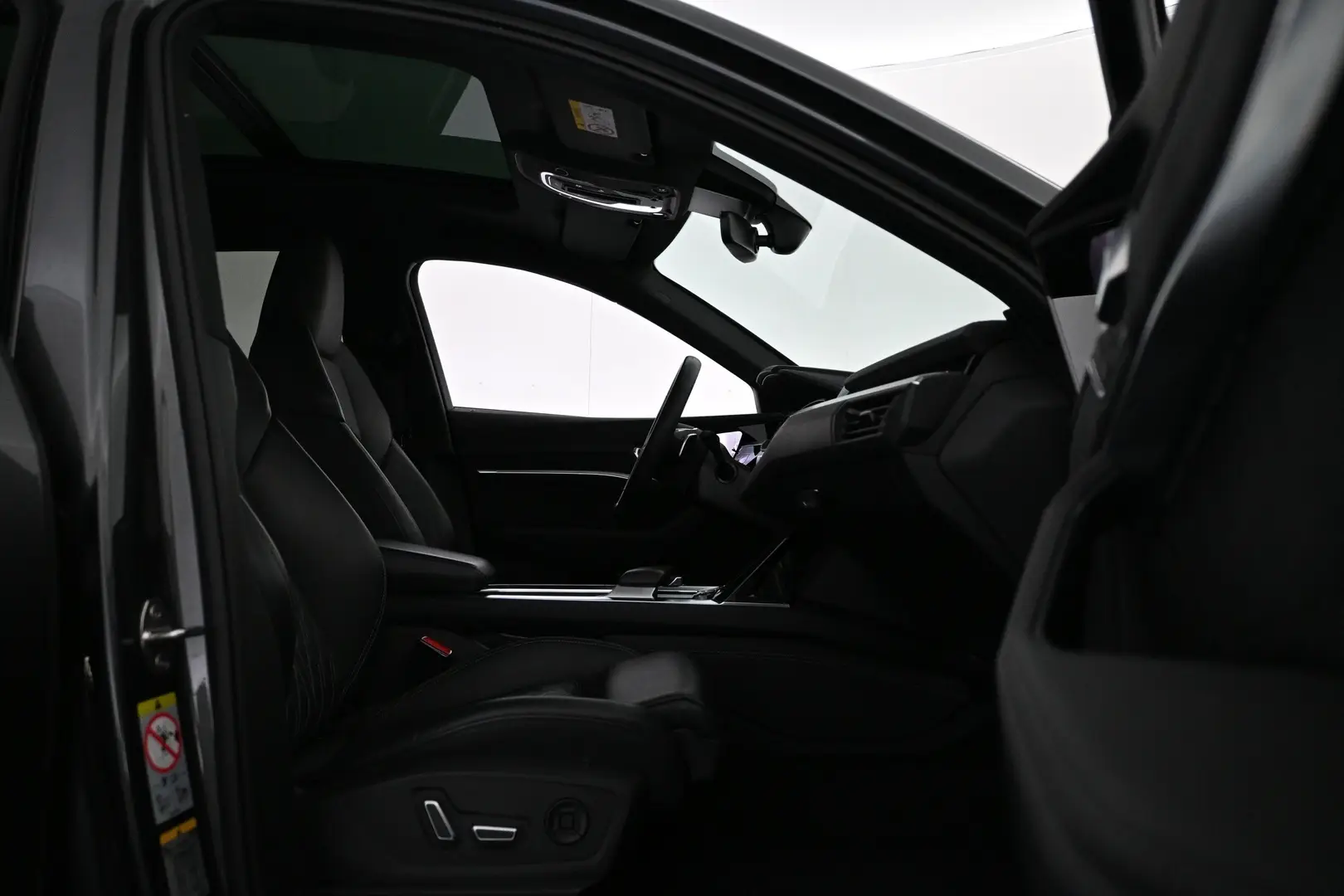 Car Image - 5trnScceGtxTrC4zPXKTCt