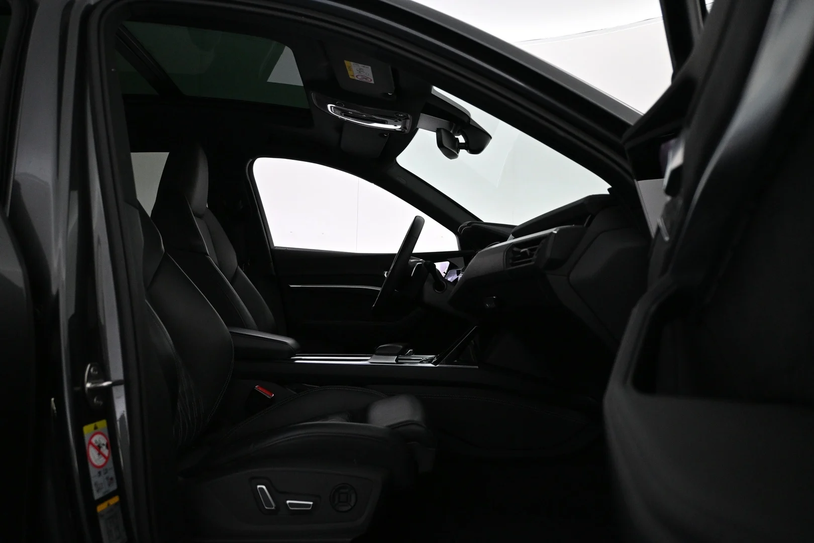 Car Image - 5trnScceGtxTrC4zPXKTCt