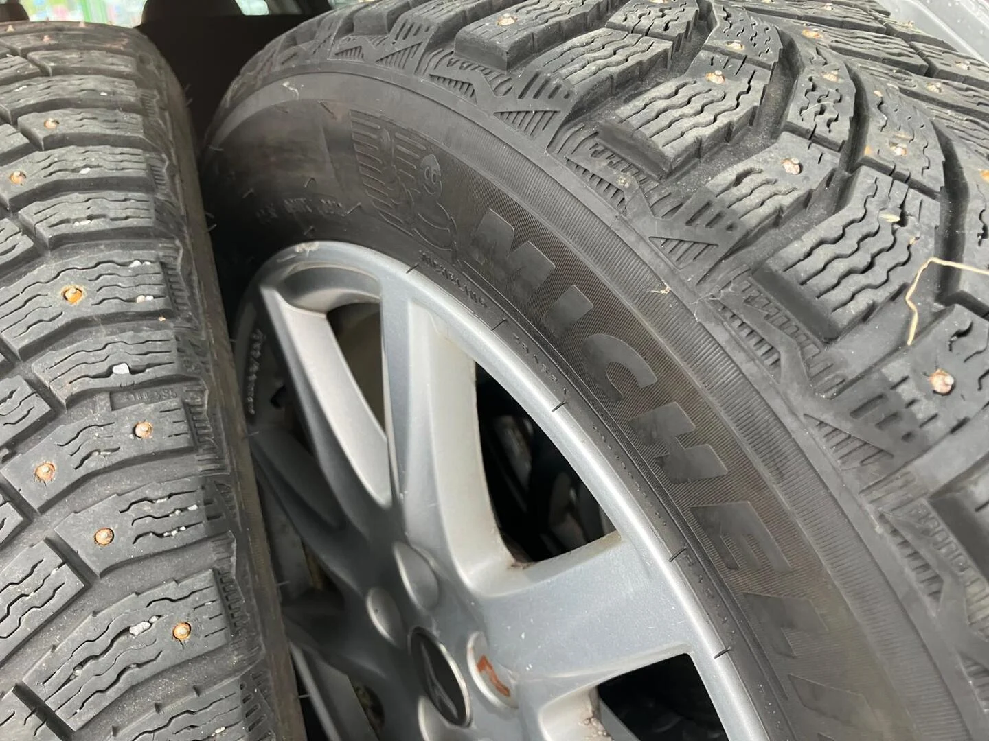 Car Image - 5tHHB8S2fmcveSpgXl3N92