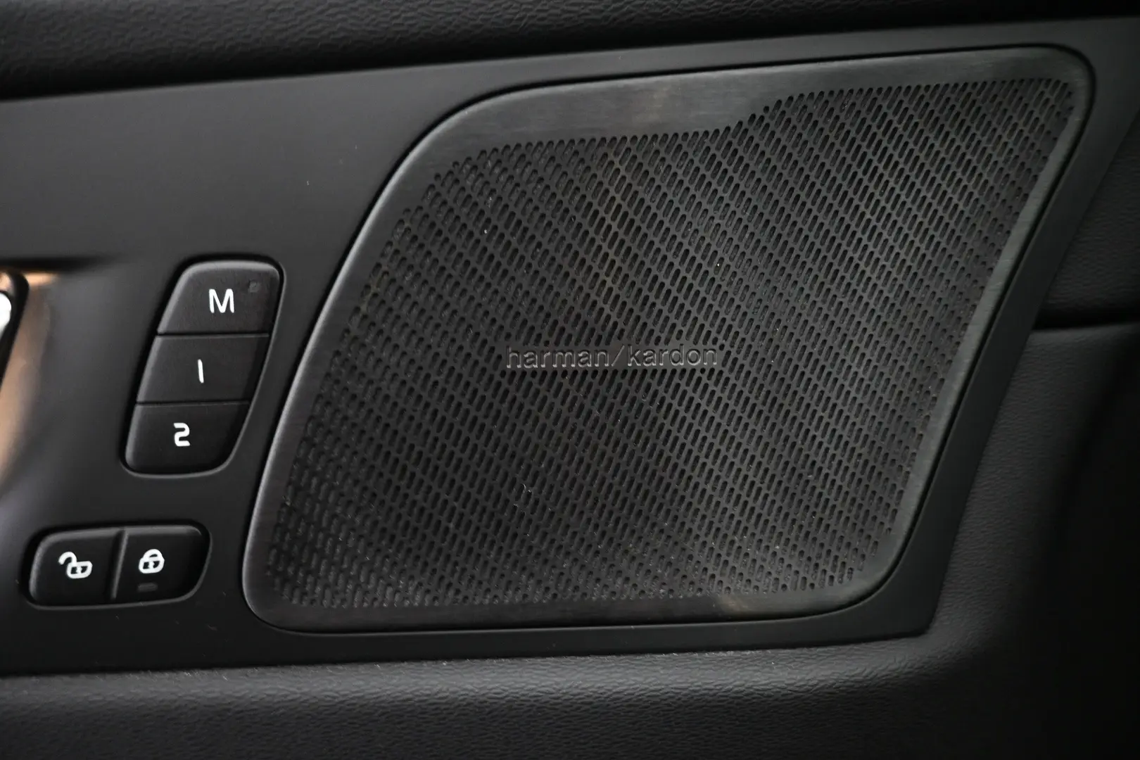 Car Image - K8ZxHVgkThIdEP6i3Anqd