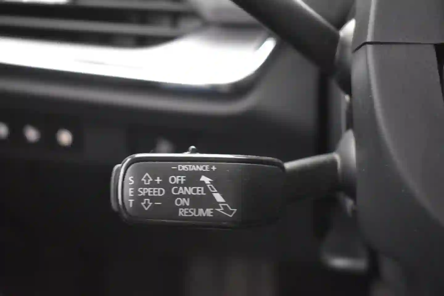 Car Image - 5i2o4MurSwLpIOMPS8DGB0