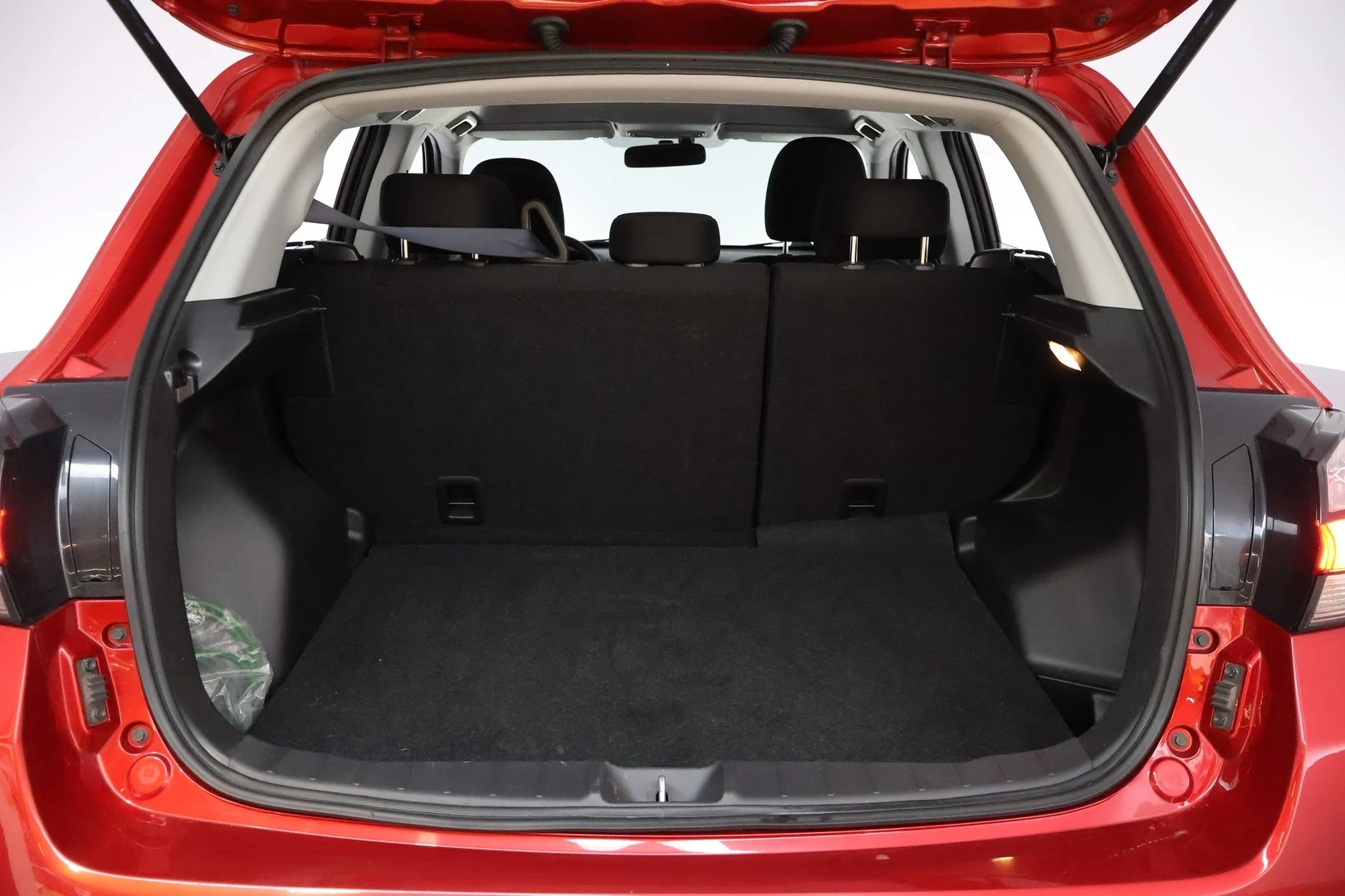 Car Image - 5uQoCn8QCTj0QlMX2Y0mCQ