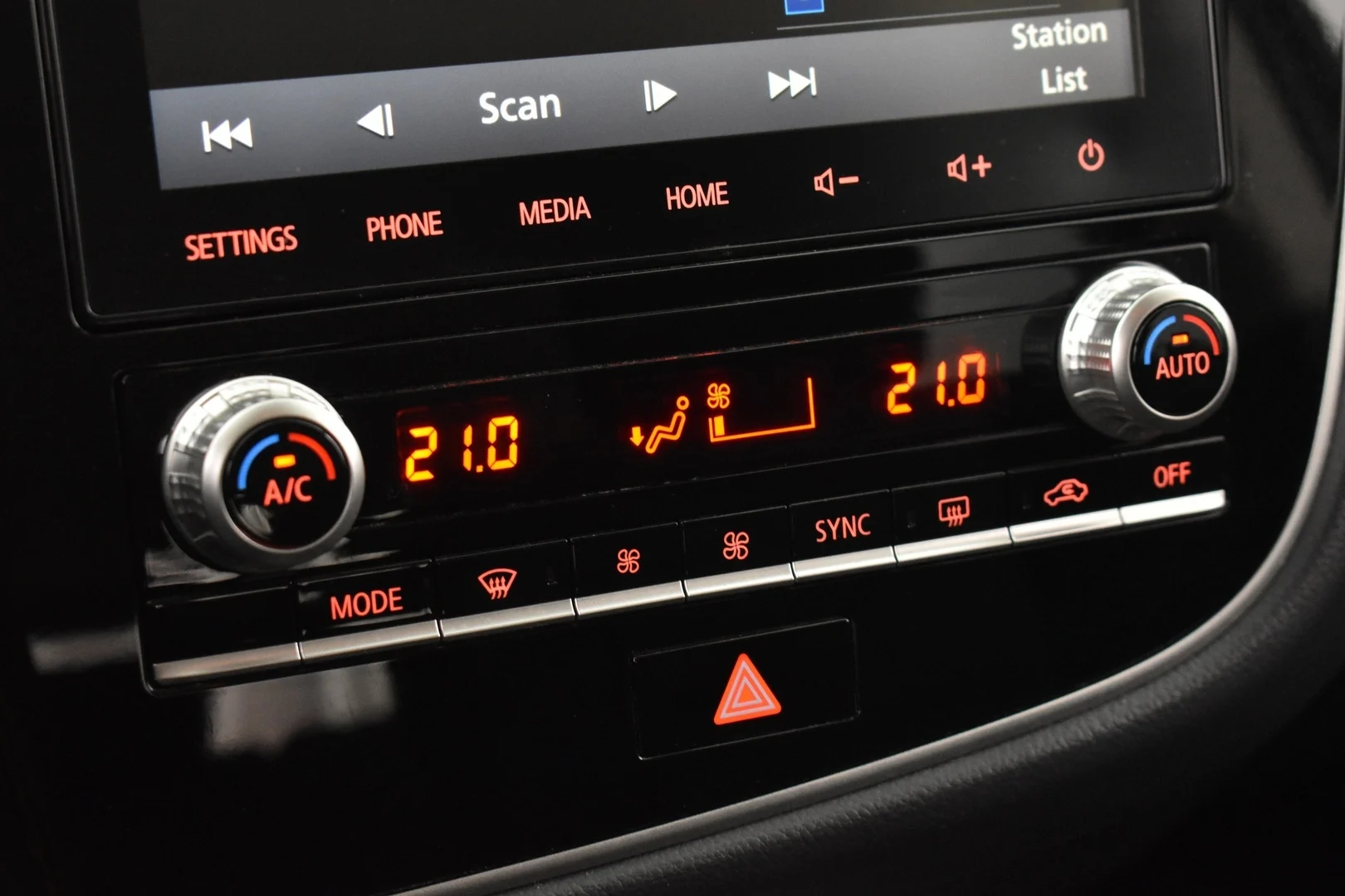 Car Image - Ini5y3pdeMwTstJmik0o6