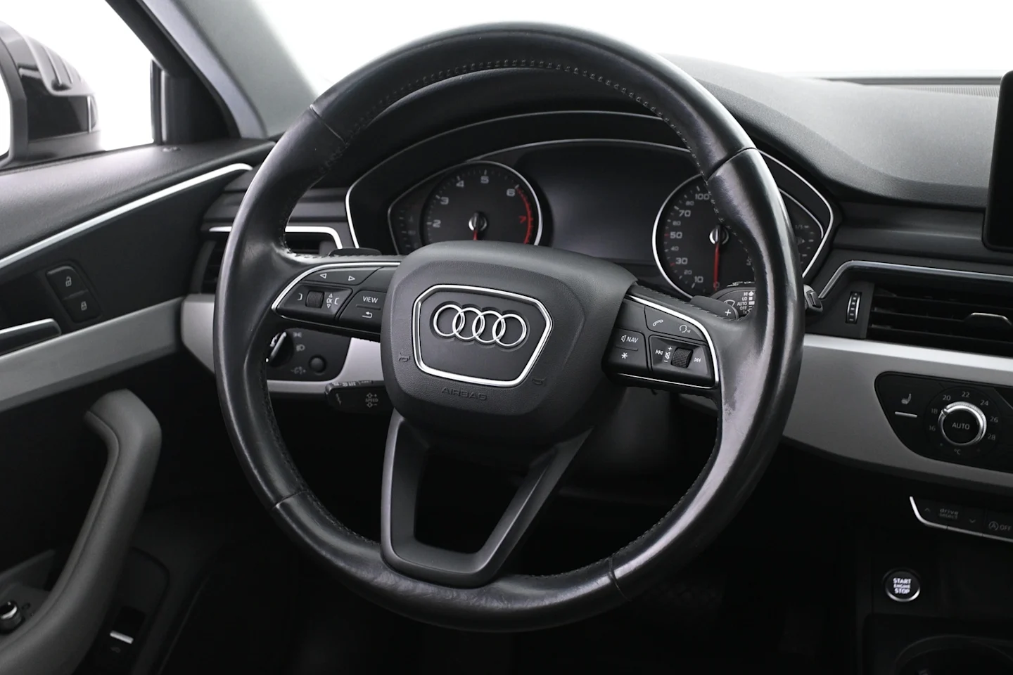 Car Image - 7Ji2oQ9T0EyNeCa5CV9ZKj
