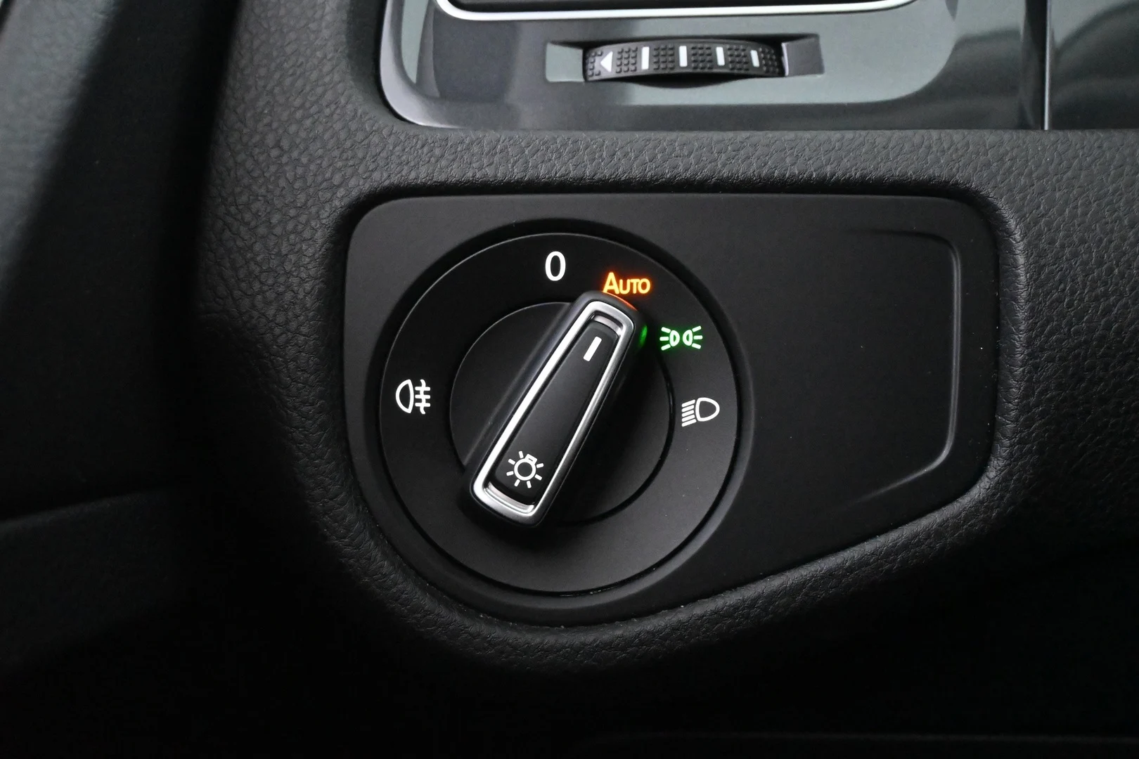 Car Image - 6ltaTK1aSu7mLiyZzm8v7l