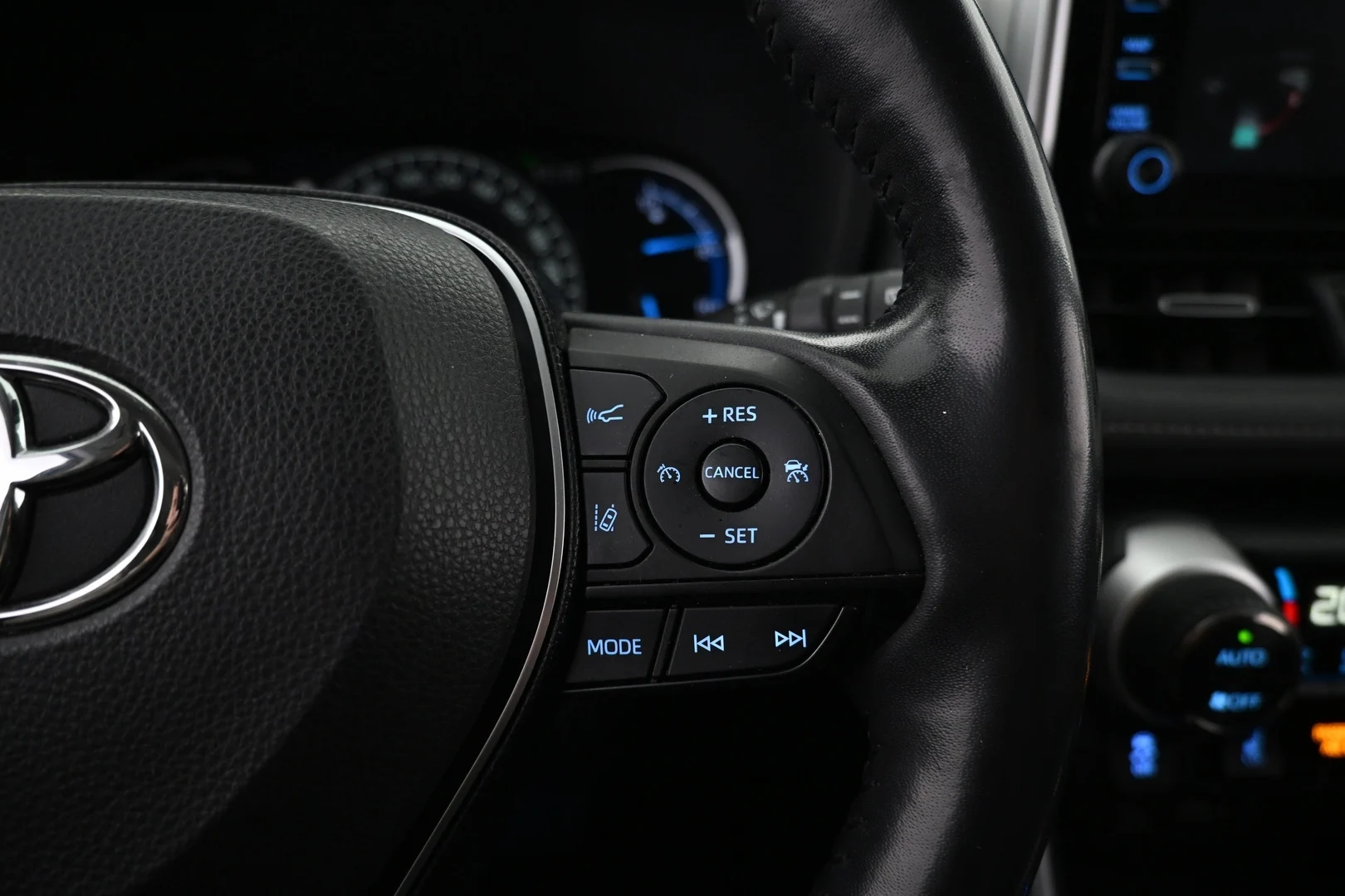 Car Image - 5FxuQfnGjoICGYp8atZTqY