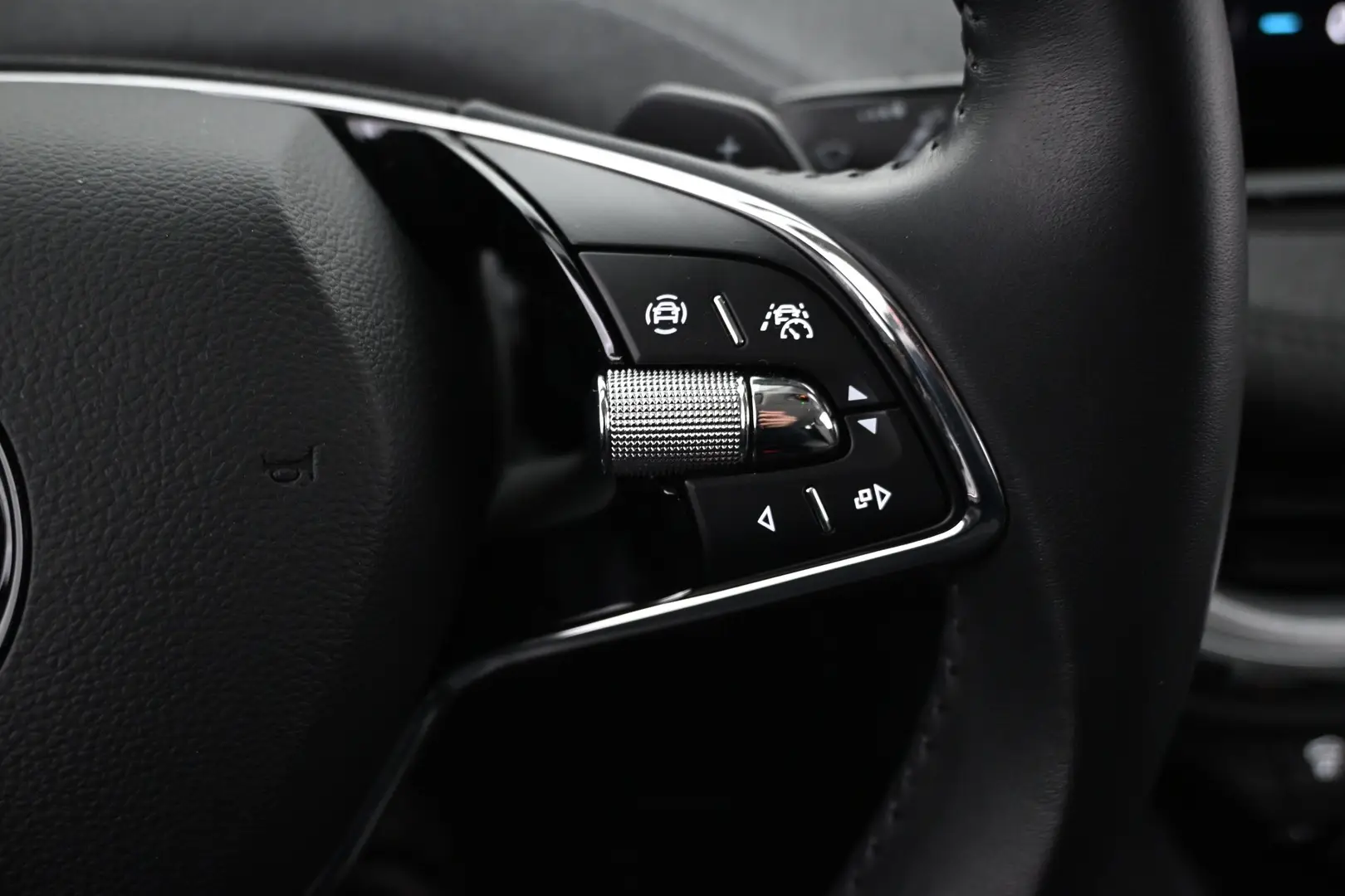 Car Image - 5l7FdlWryoDF9RRcmTrVnU