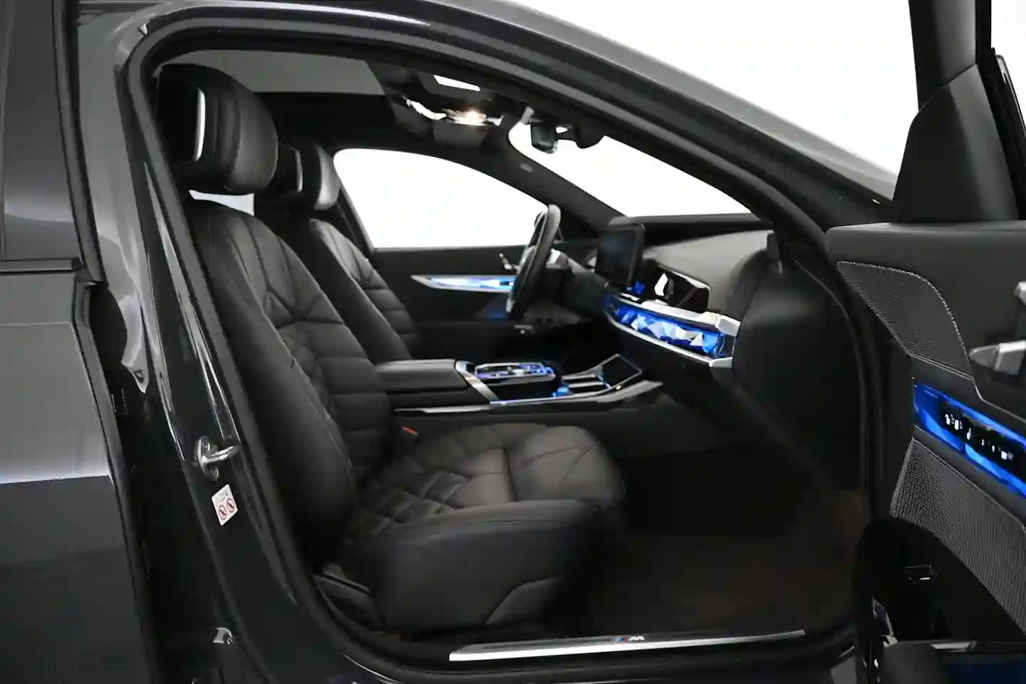 Car Image - 7a19FxEXC19pQDQ0ksYG3D