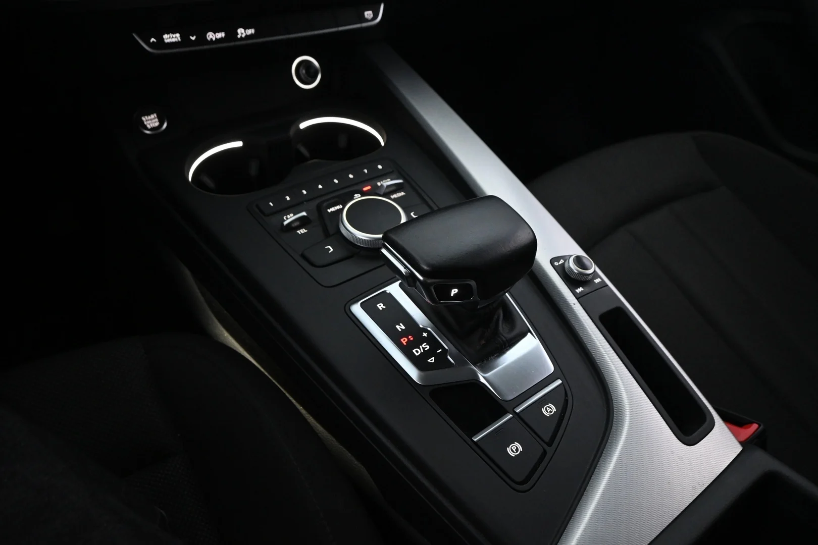Car Image - 7twznAdUxZgCRUqnhZ42wA