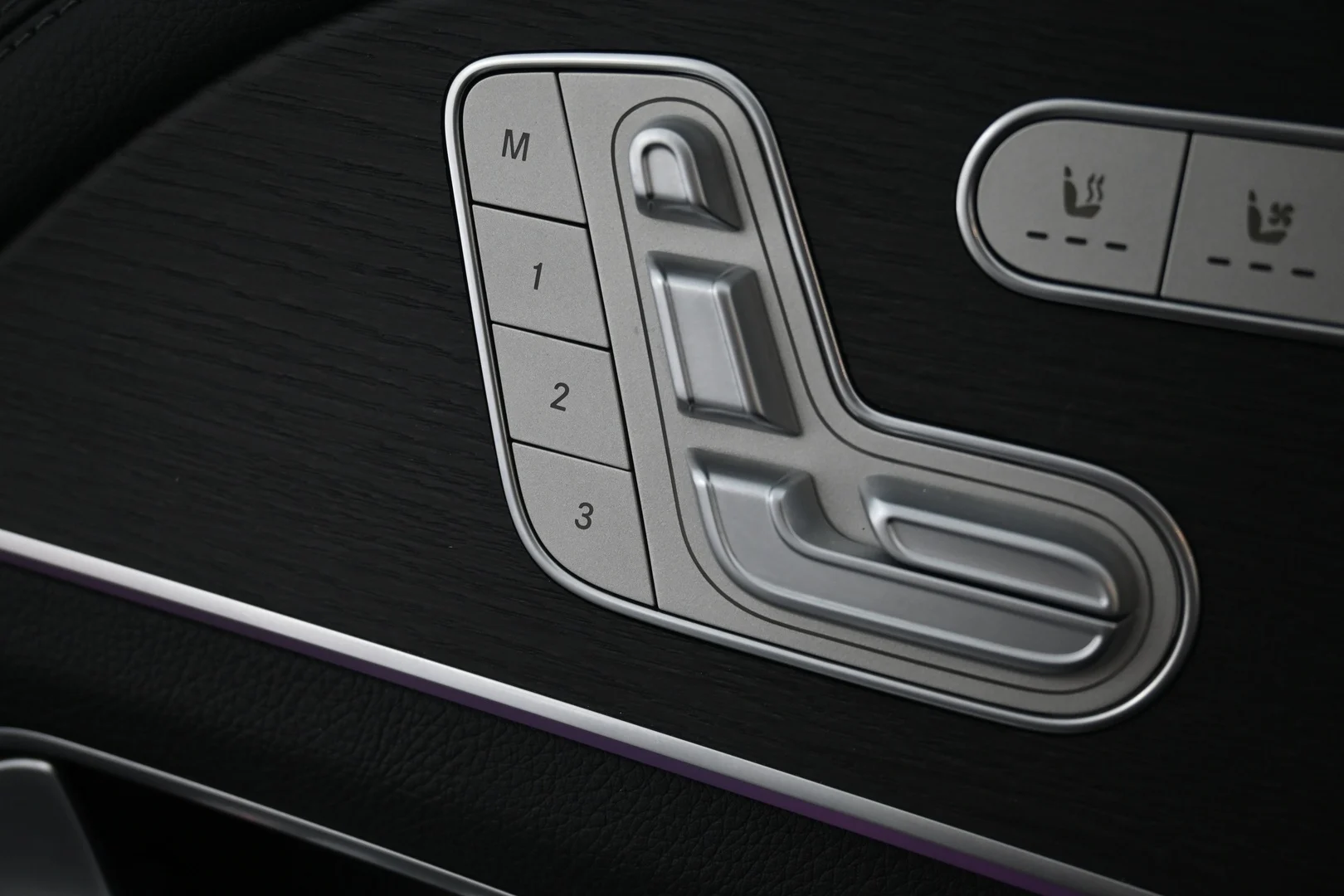 Car Image - 3HtDaynRomIdWp0J8VzfKk