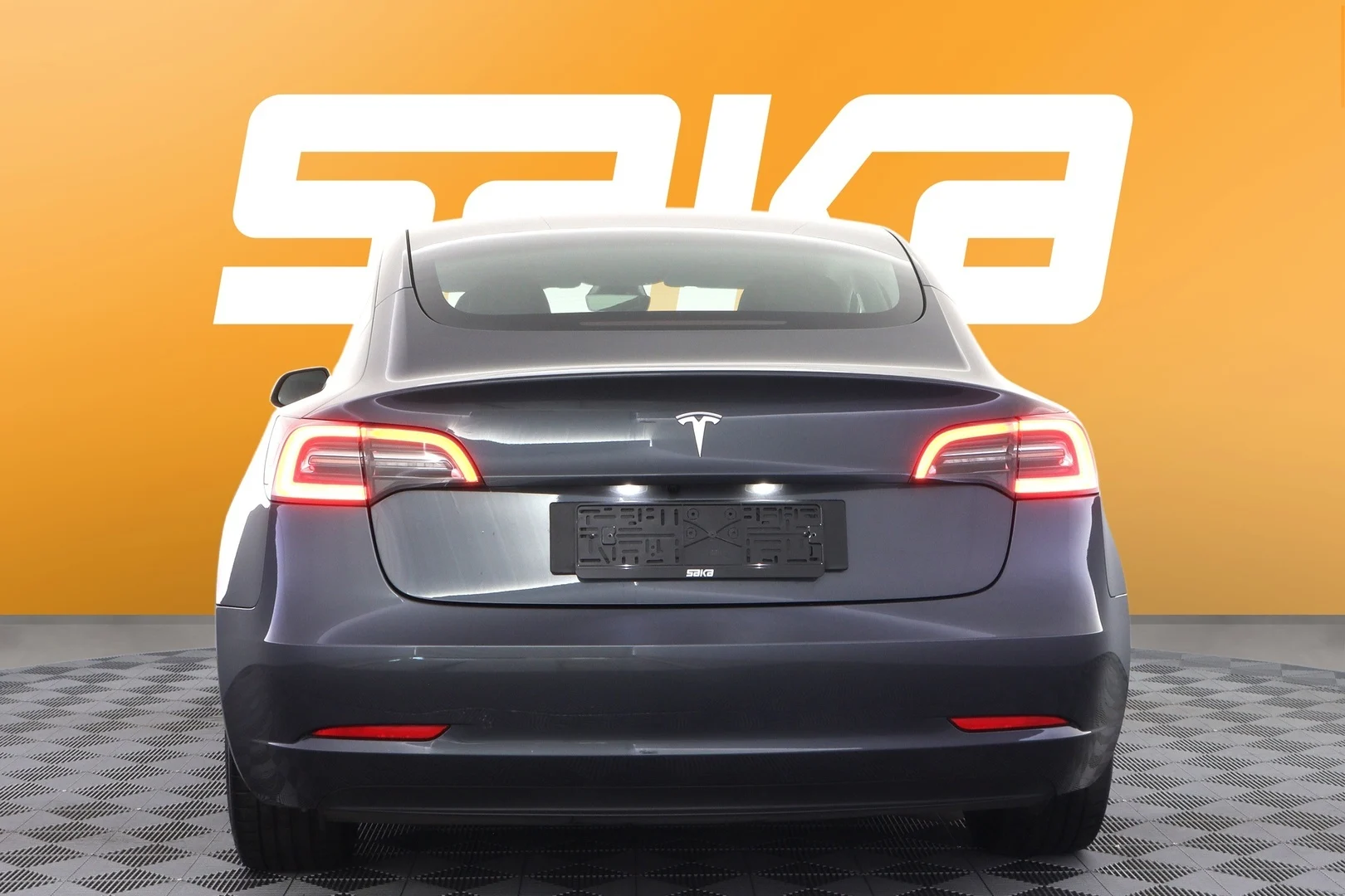 Car Image - 1y0Iio852xeTdeEdgehwwF