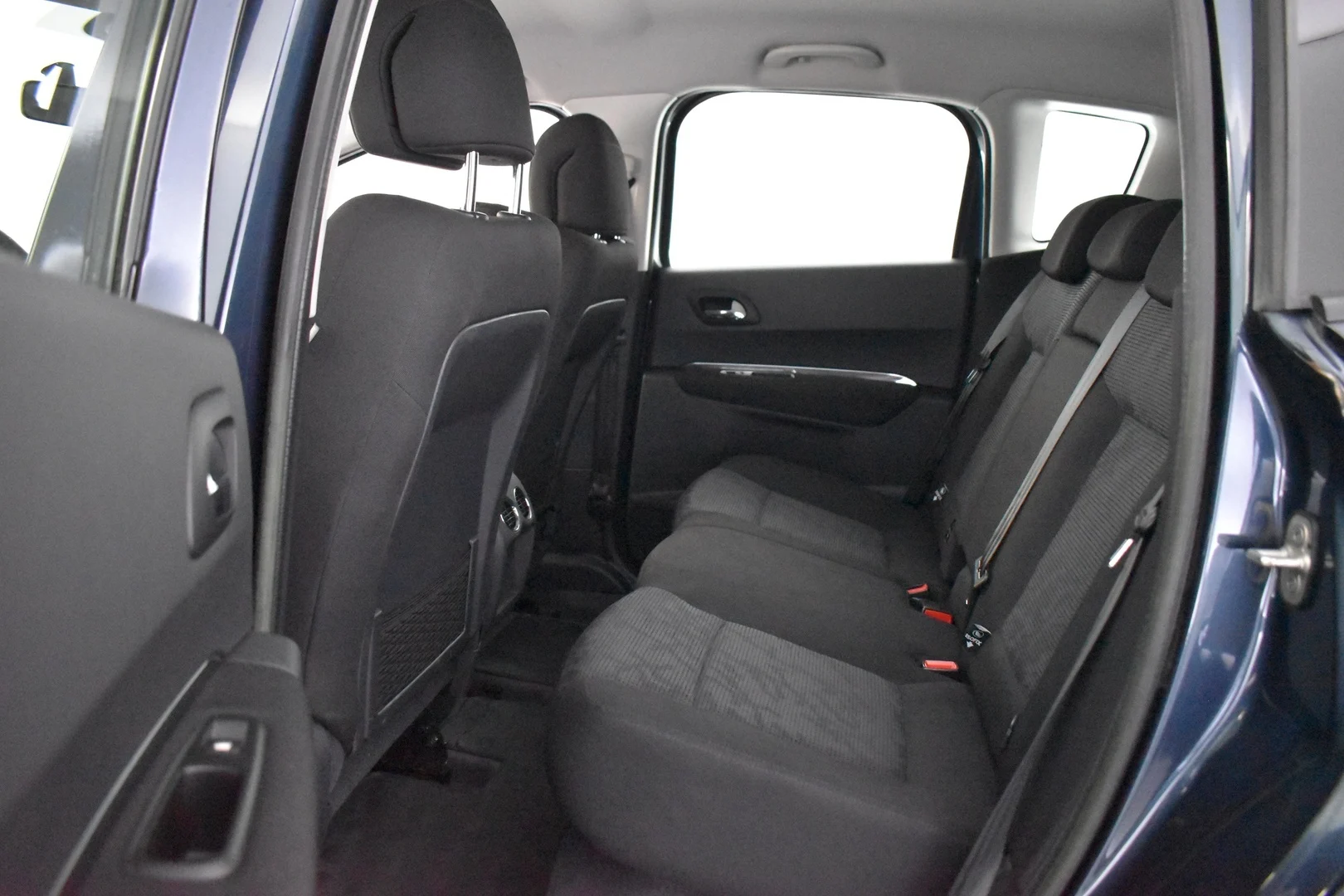 Car Image - 4fQQPI9NIF3ZzcImwI4ZBE