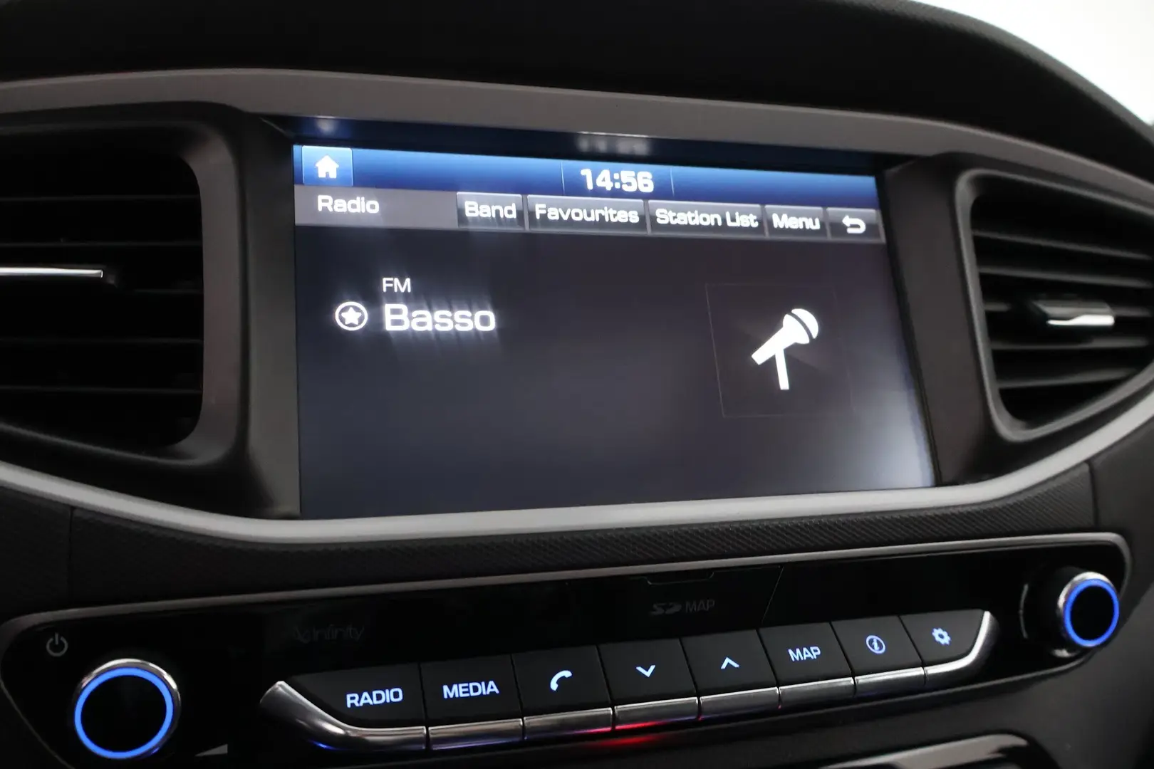 Car Image - 3IzQ7RHg92QzaD4eM3PXHz