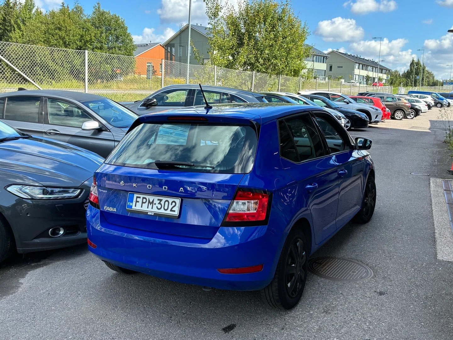 Car Image - 5d8wqWPp0L5jxk57vtWTFI