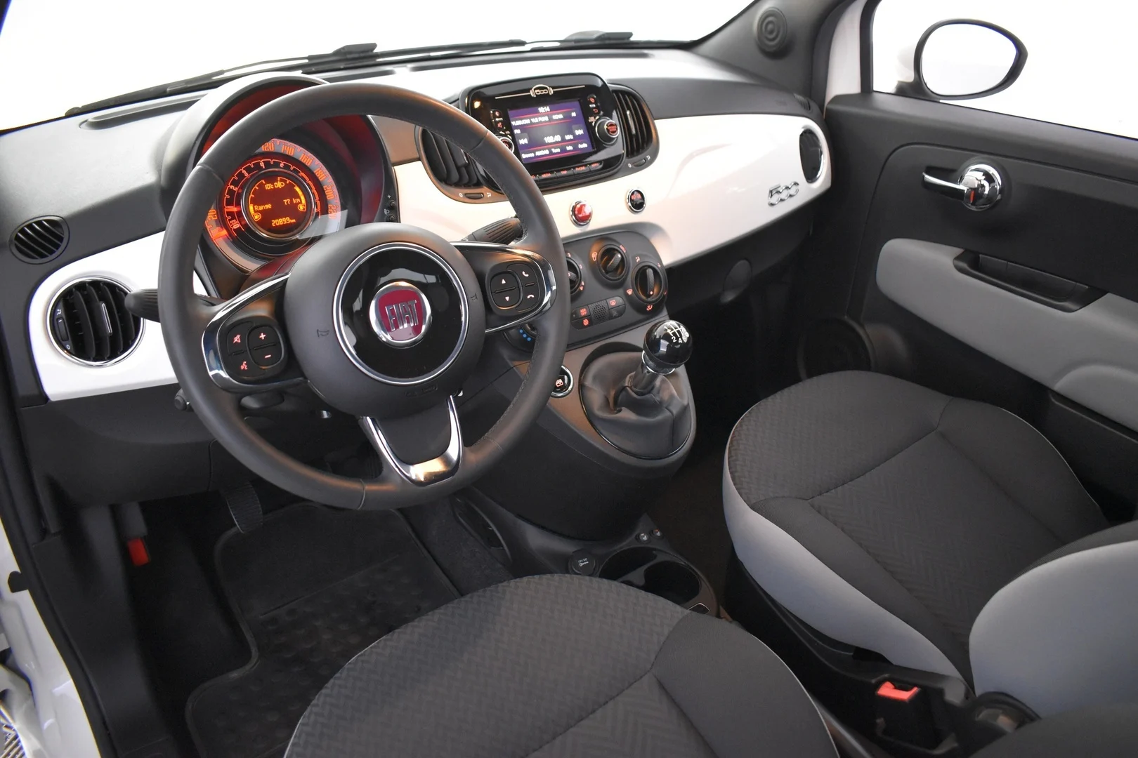 Car Image - 5Bnc0J8KgiT0DnTj2lmCXq