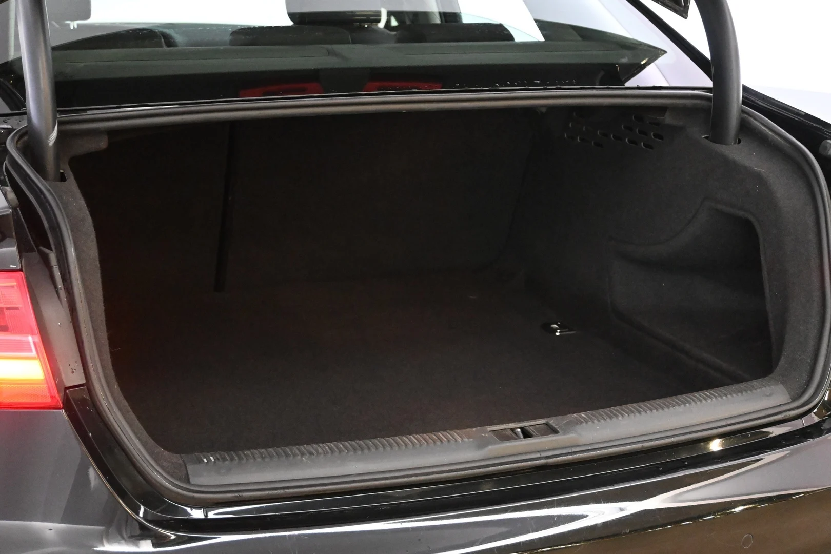 Car Image - 2WuYUUxFfh4GFkjy81bYw2