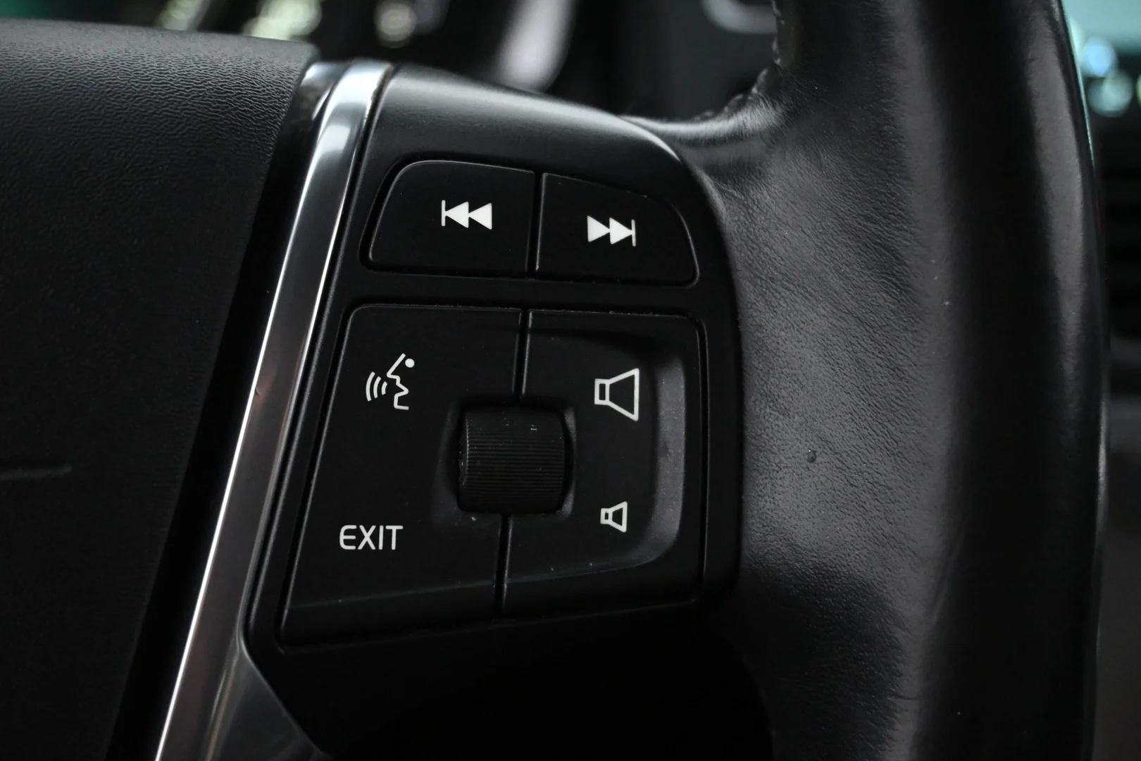 Car Image - jwMYxpPkIgElXEqgB3wop