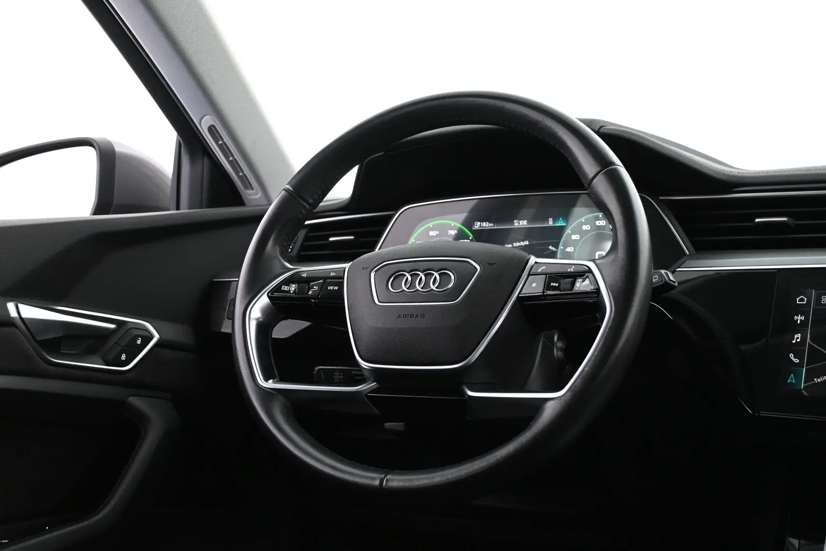 Car Image - 1uDot3mjT0SjnHLdRYlh68