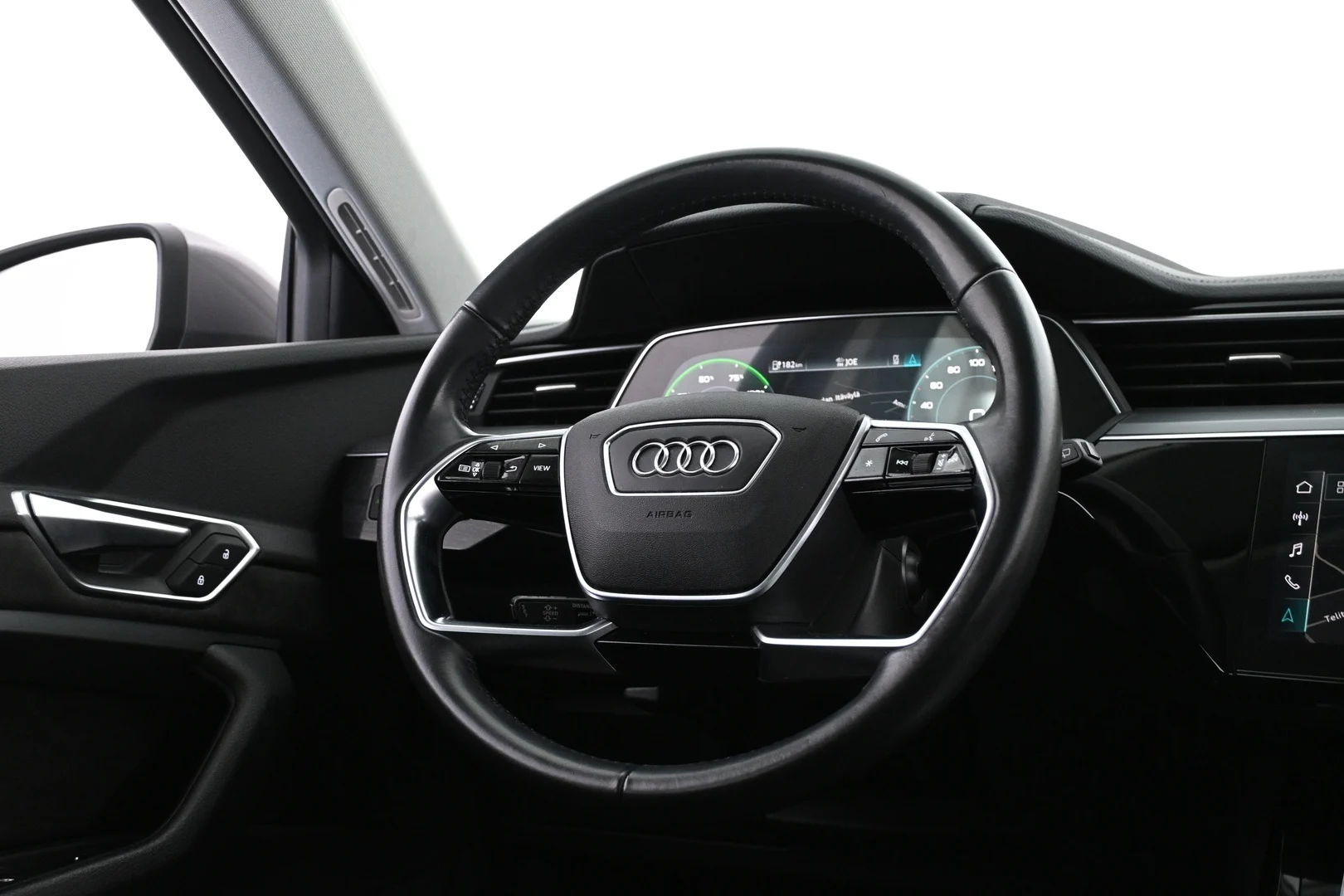 Car Image - 1uDot3mjT0SjnHLdRYlh68
