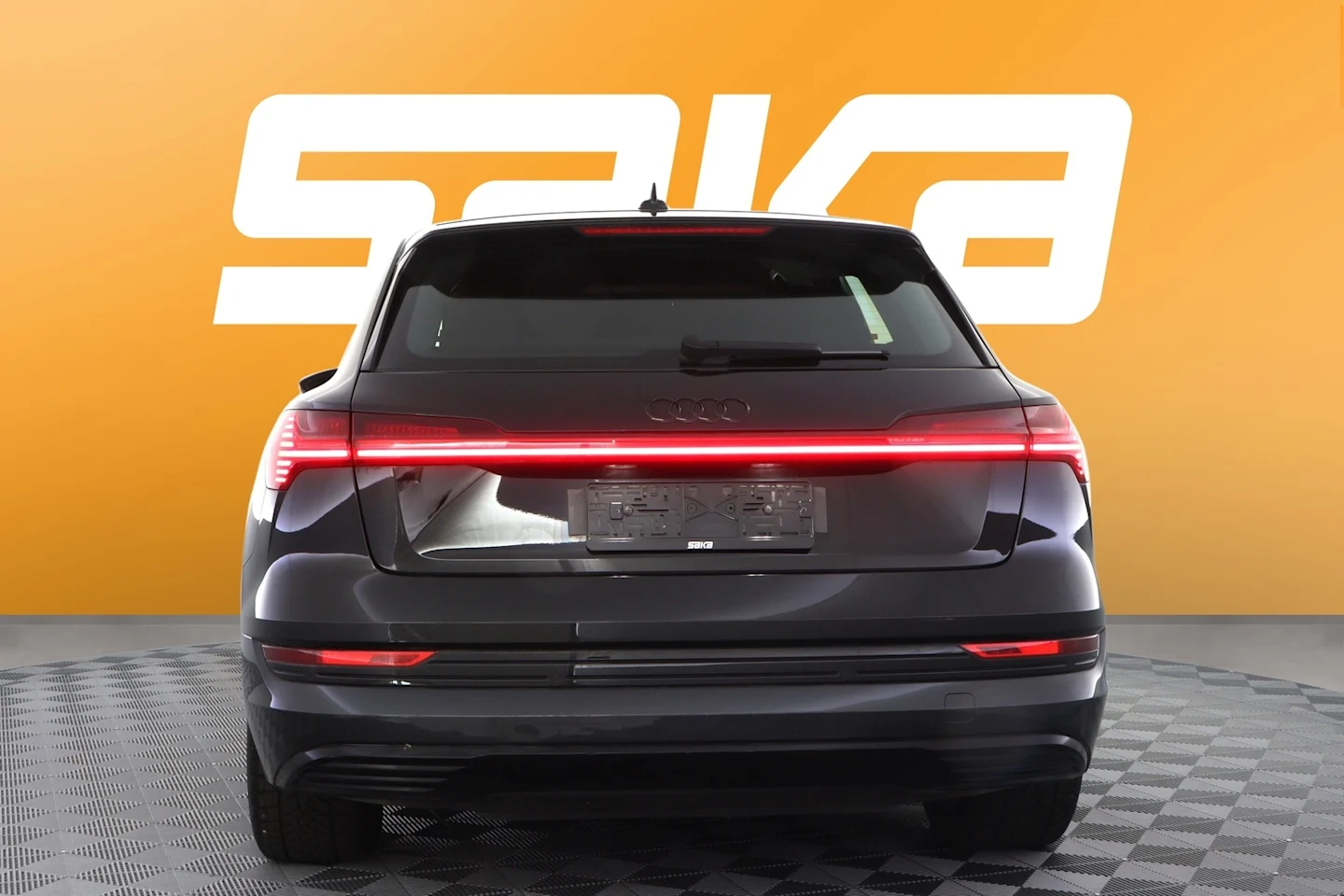 Car Image - 3k2y8c4jgCi7VT7V6WHUvK