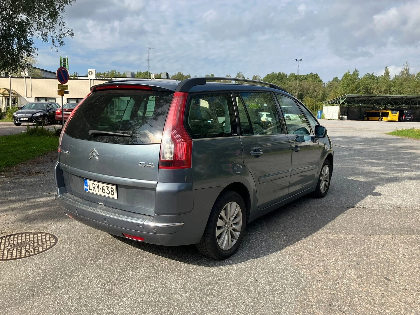 Car Image - lSNQSLqTq2X6zVCvmCD8M