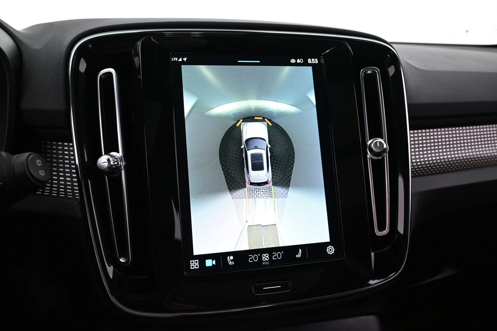 Car Image - 4303oW5TtQKTKQbotizraC