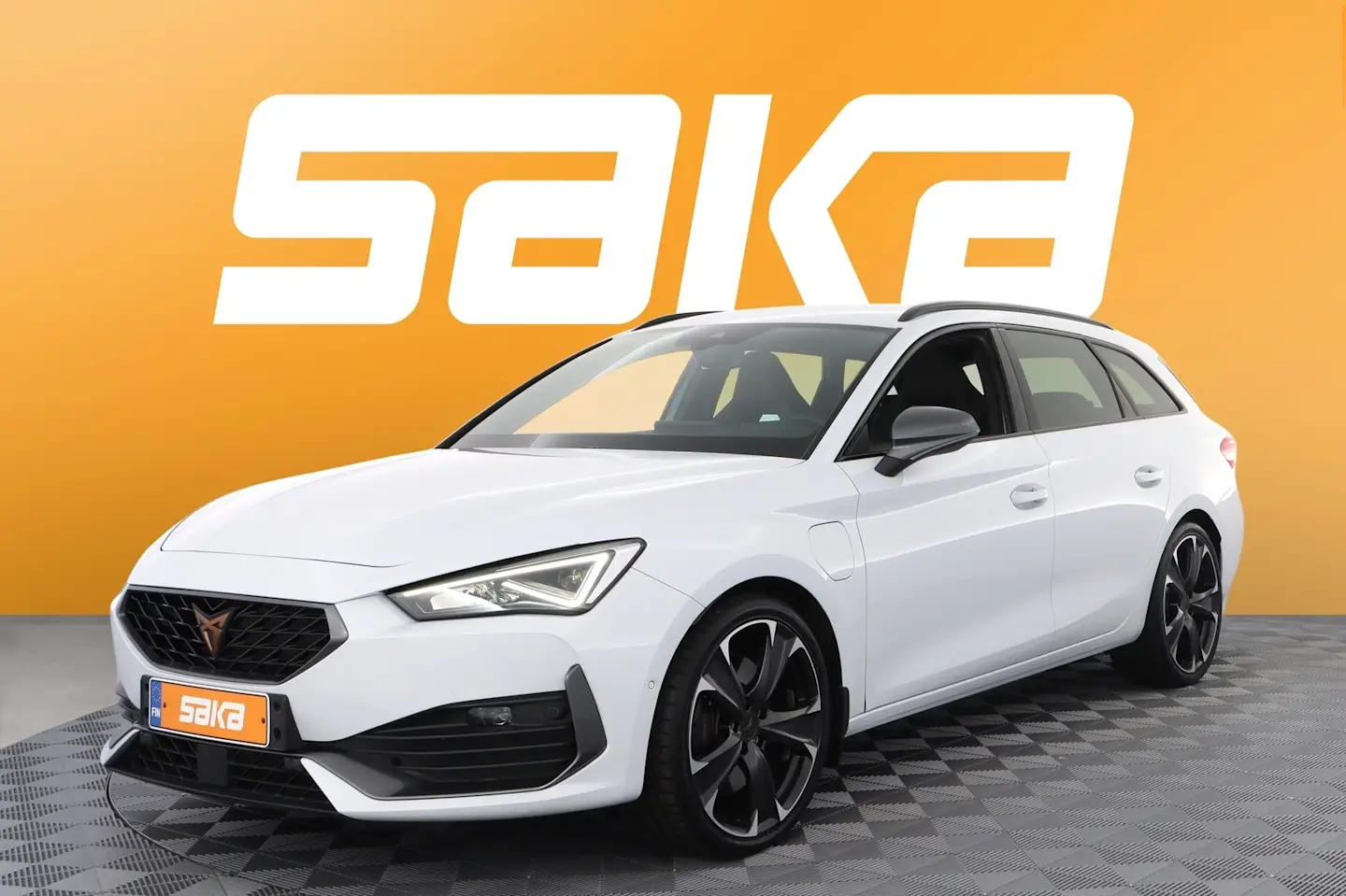 Car Image - 6qUmPknYV8RbM7Ee1X80BK
