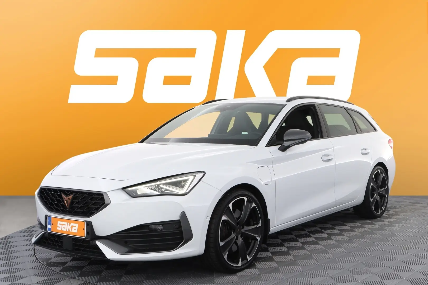 Car Image - 6qUmPknYV8RbM7Ee1X80BK