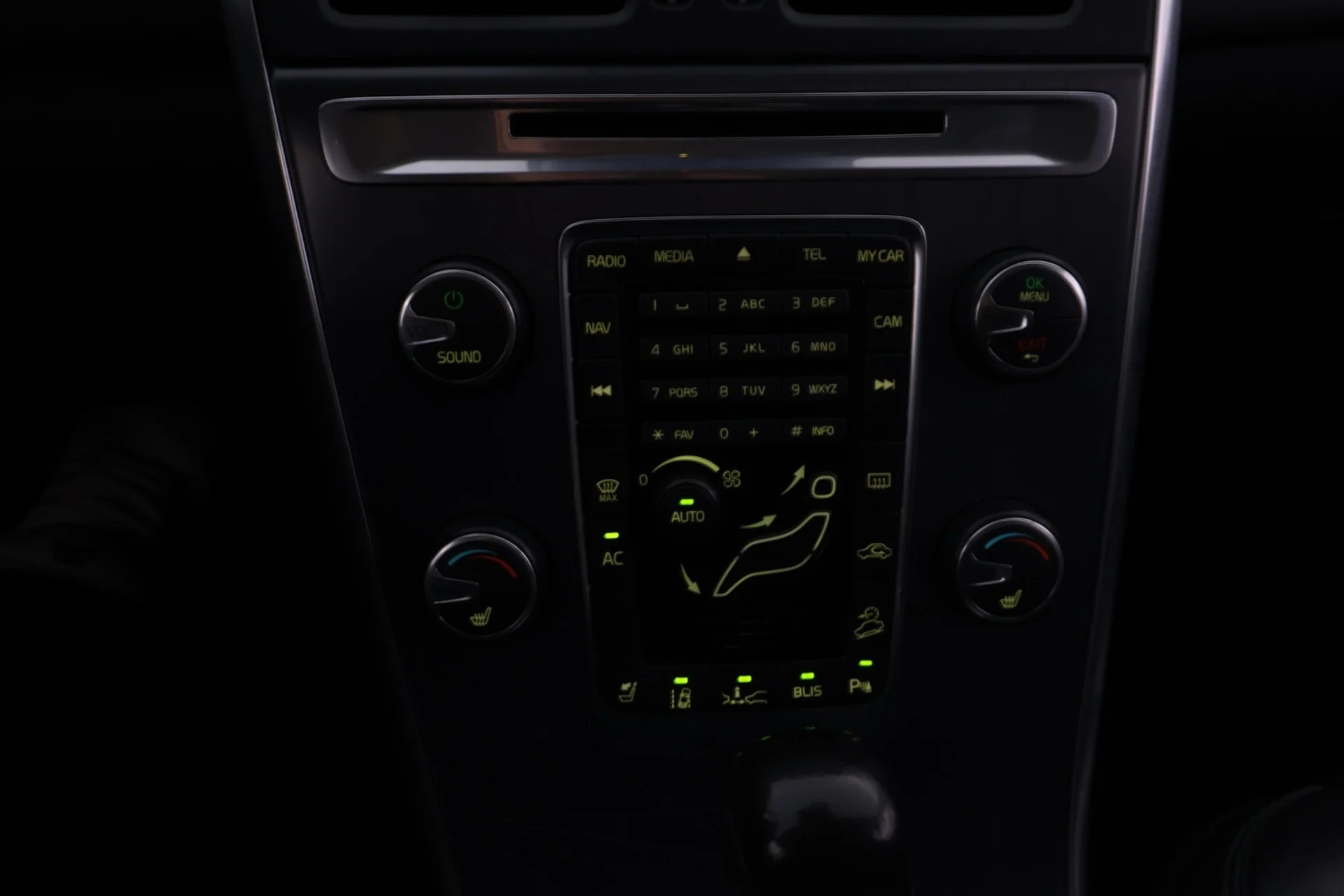 Car Image - 3BIhHpoRJqdmFxXRaCoGWd