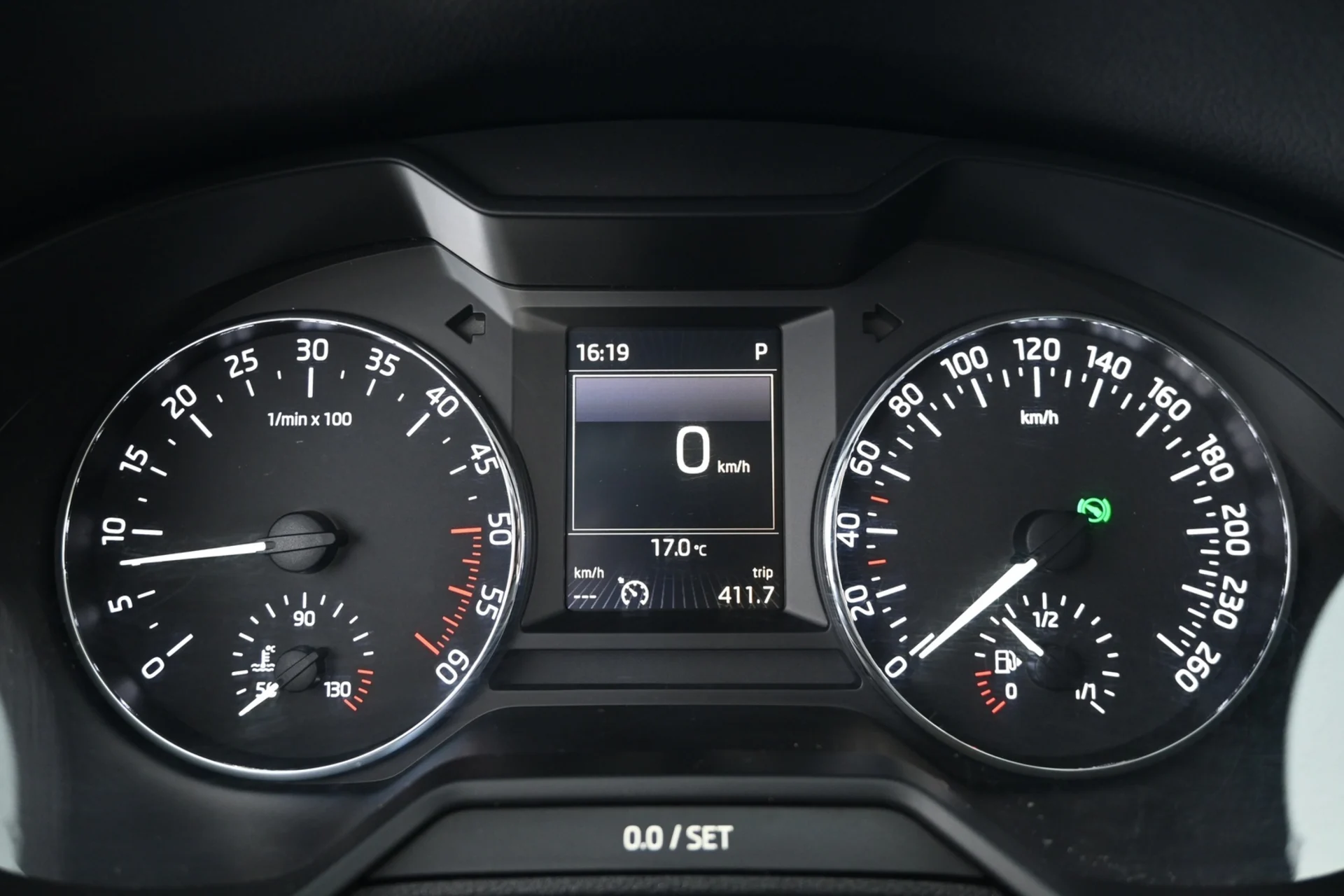 Car Image - 3xb2r0DNTAVQ2aTAB0mkCf