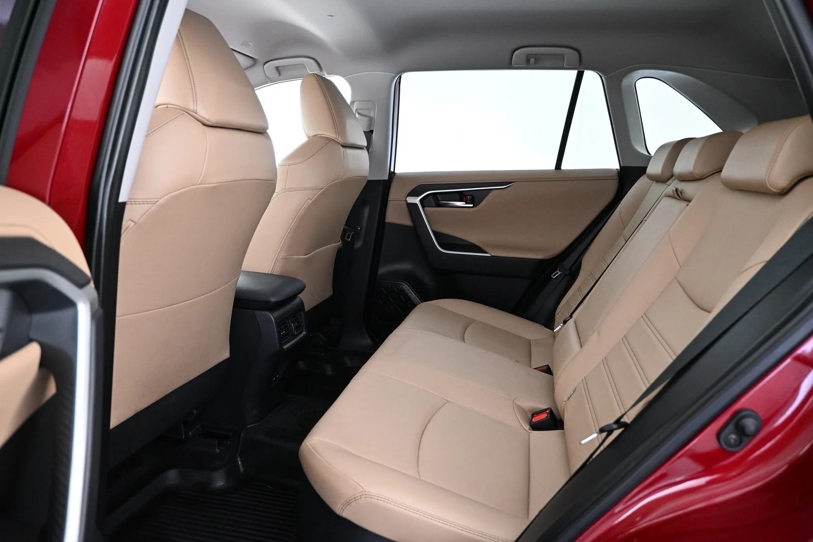Car Image - 5JBdl9LDuqhlyUz5Httq9N