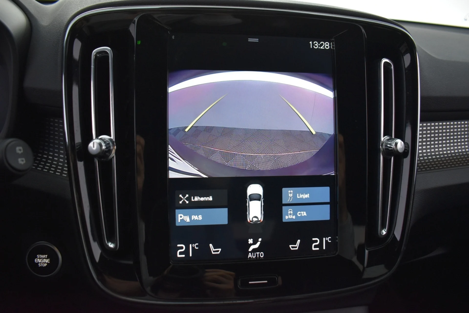 Car Image - 7BH0iLoQAK5zrQWvGs4p8e