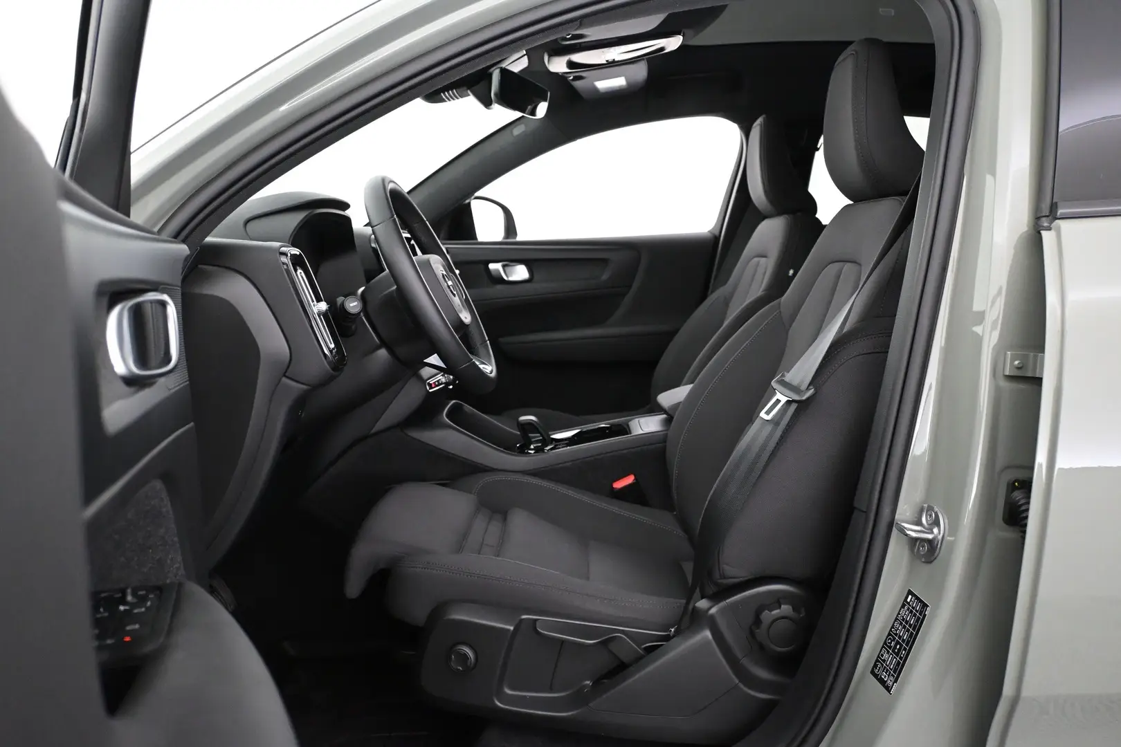 Car Image - TSVX4lwCGJY5PDtI0oXgm
