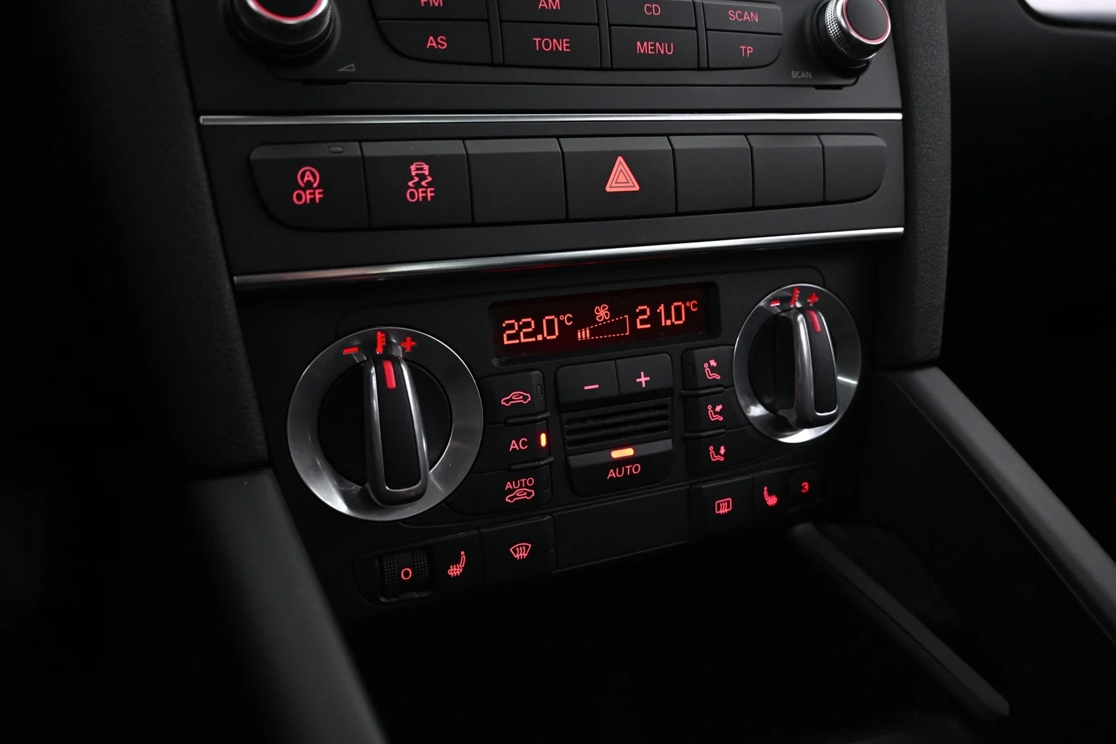 Car Image - 2ns6drg0MINeDFe6iZcxnn