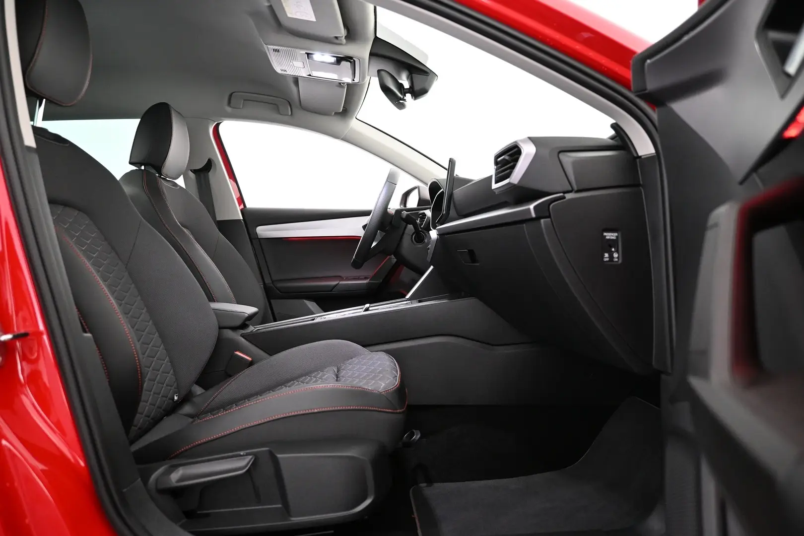 Car Image - 14eTA3QbSDVsEcz4YteUdy