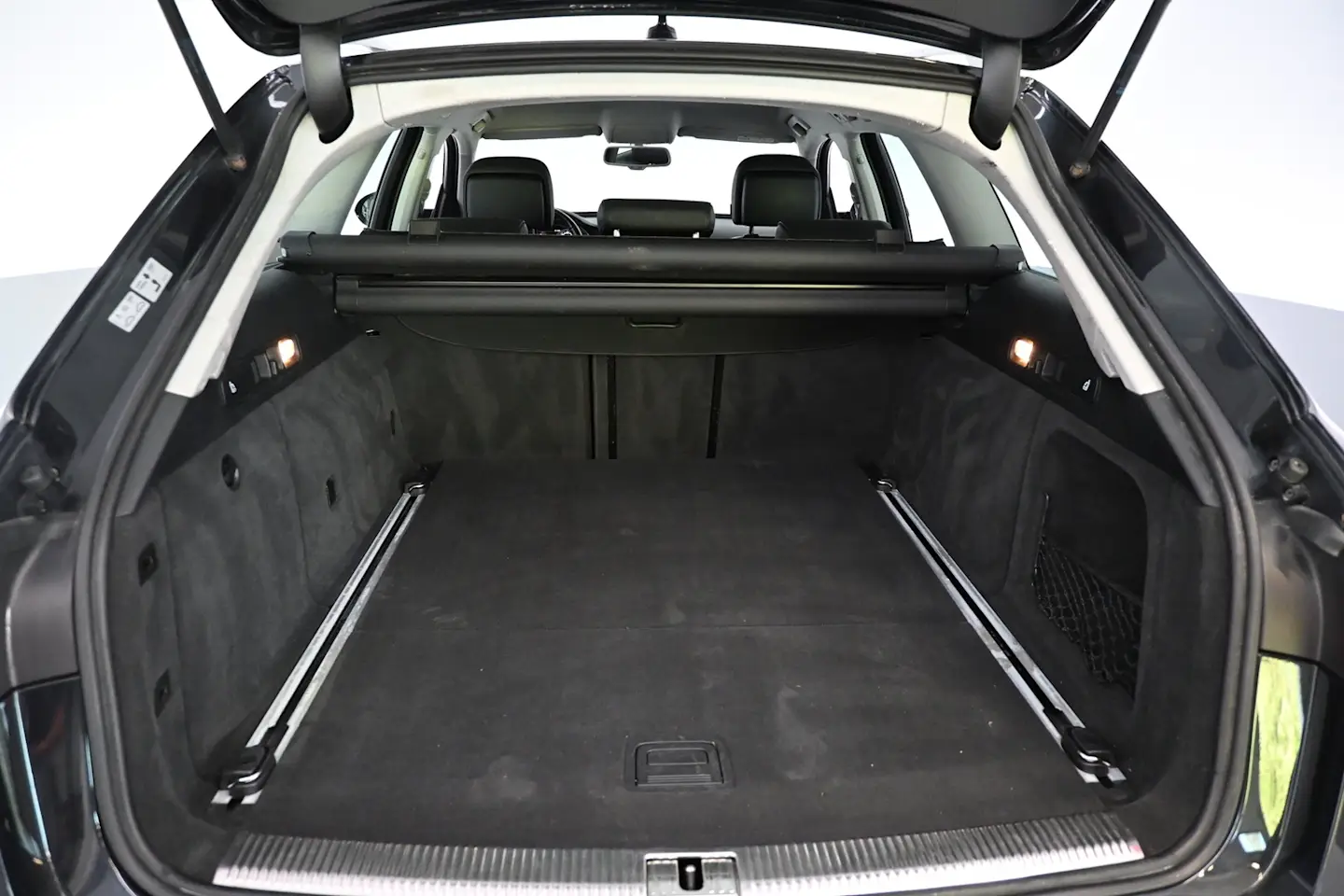 Car Image - 6iL0KETZZPbai0Wgnax1vC