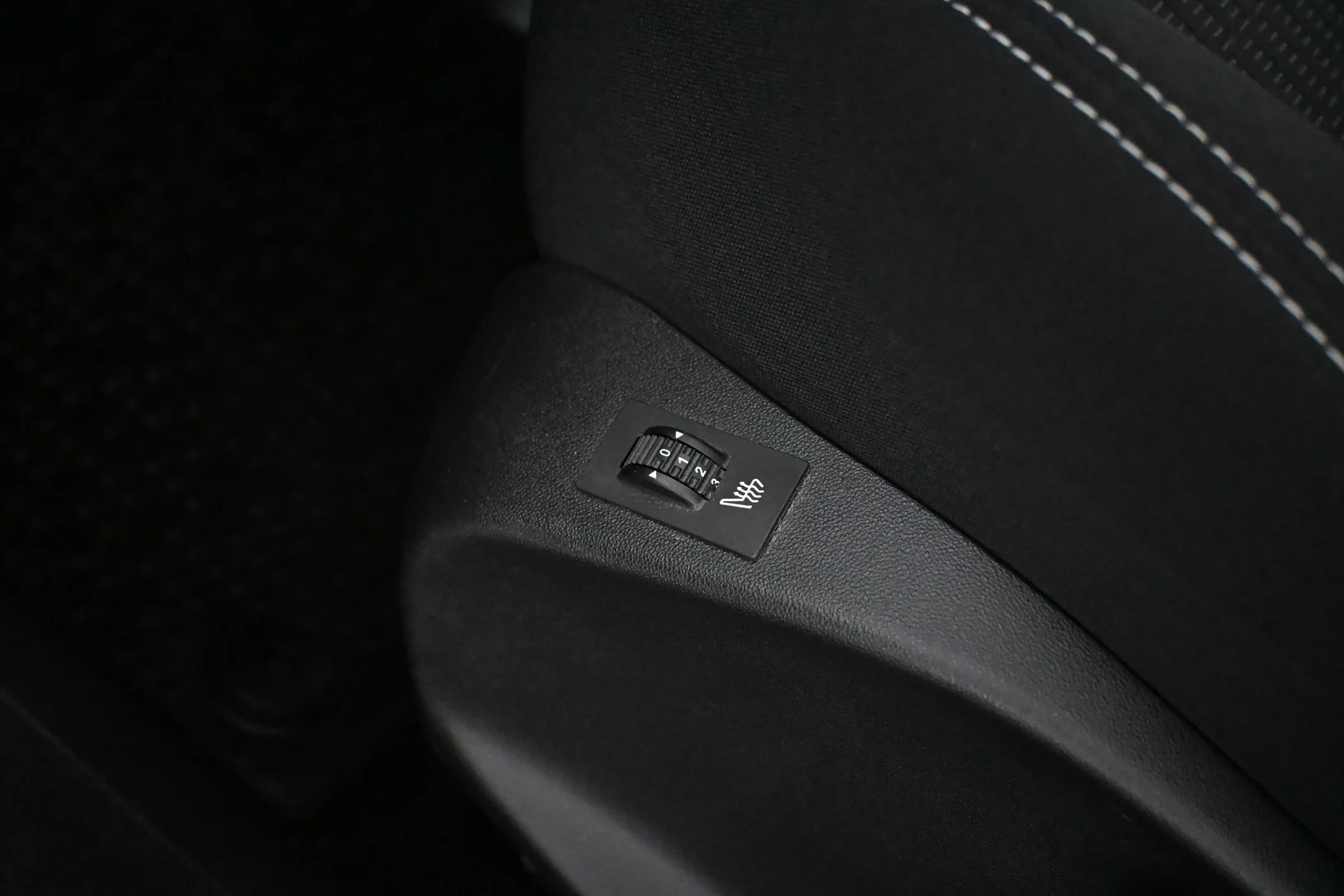 Car Image - 2AcxwW59IFwxK9LVBP7Dsr