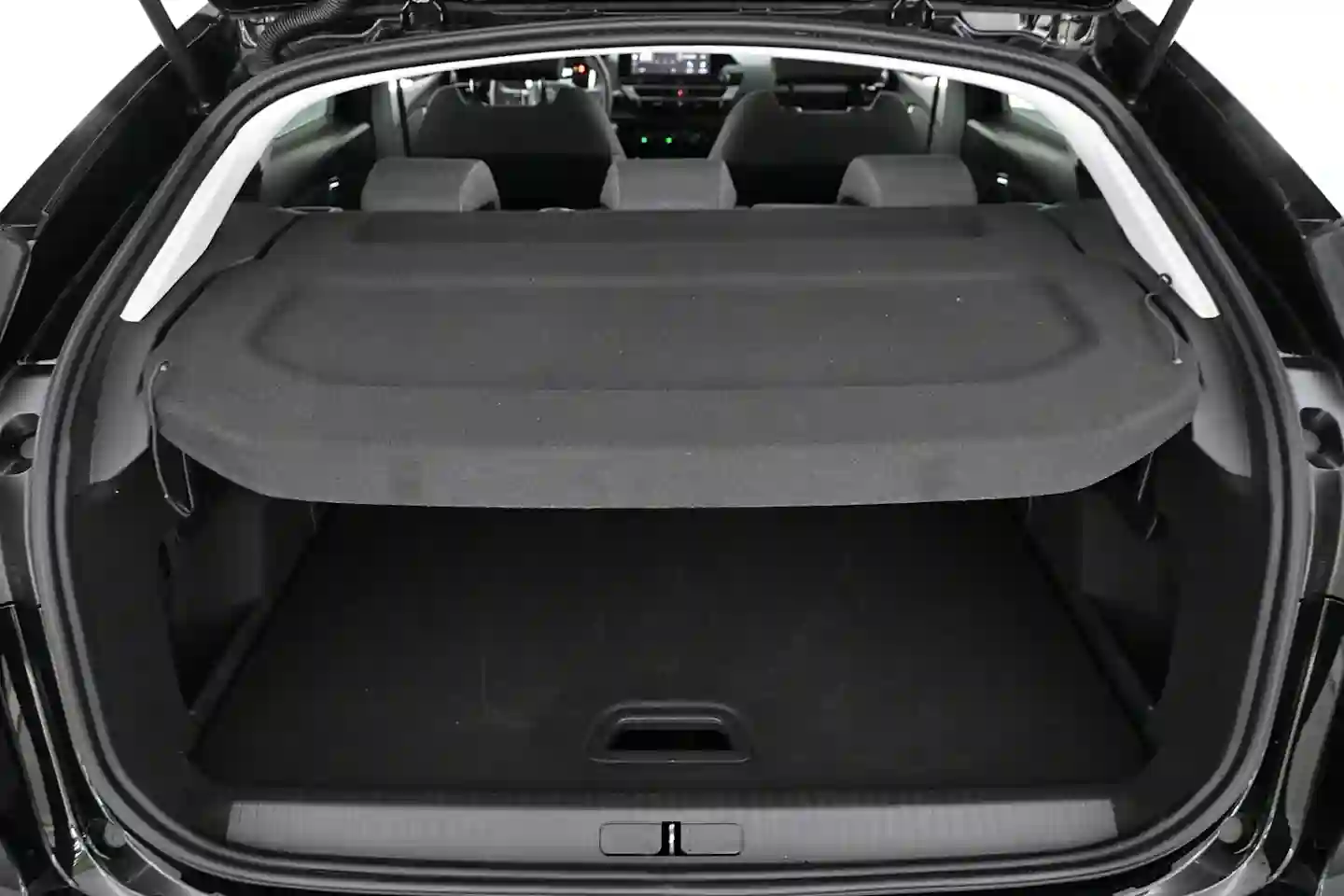Car Image - 7hH6Ez7rGWi1pfMC3kqoel