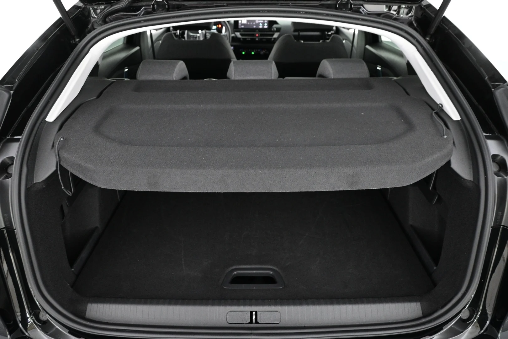 Car Image - 7hH6Ez7rGWi1pfMC3kqoel