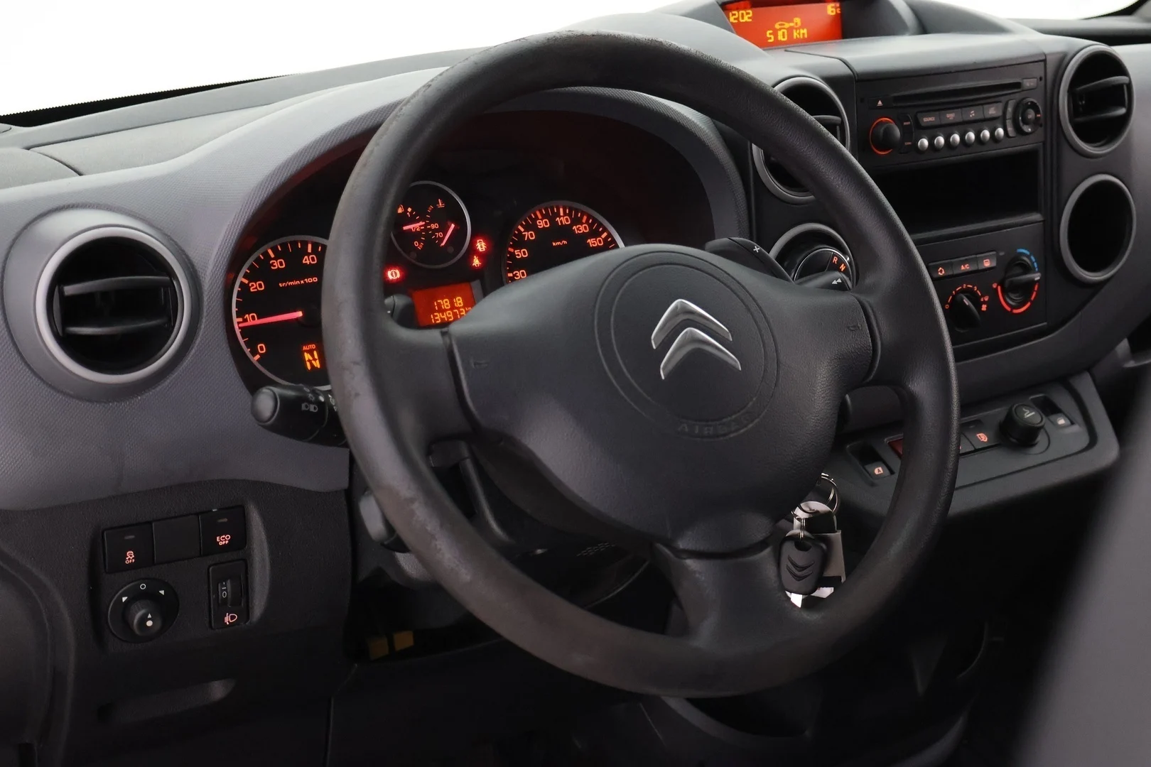 Car Image - hsSDutGJRiwnzyGedp9Sx
