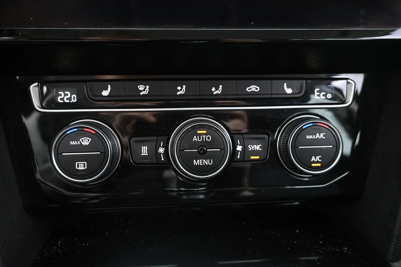 Car Image - 3Ah3UGmBVStEtdoyuvHG1u