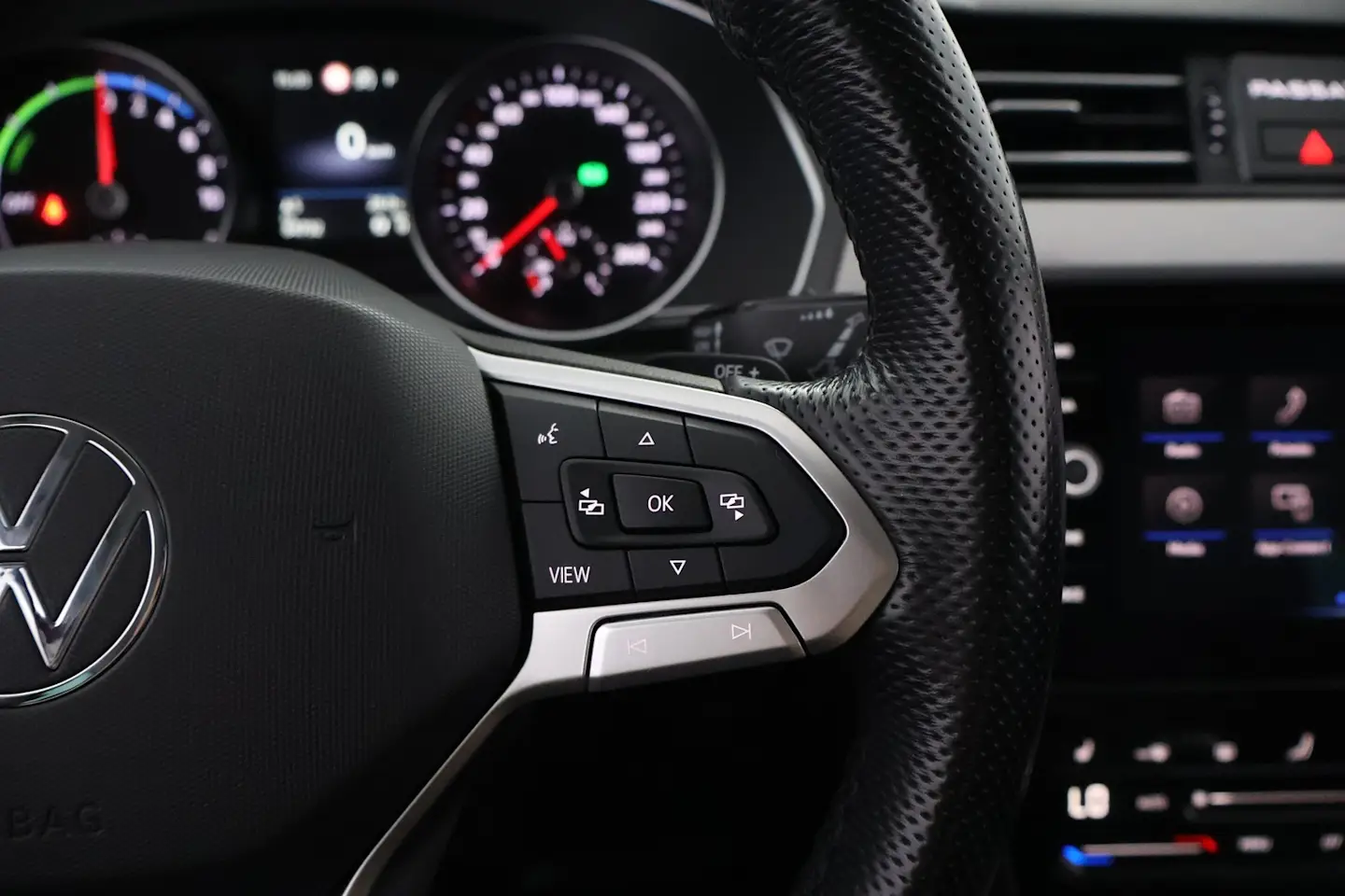 Car Image - Vt1z6hlokY5ikc3rR2uje