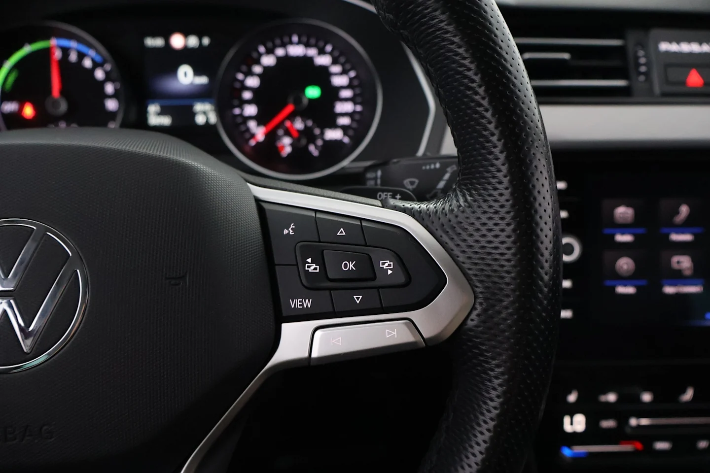 Car Image - Vt1z6hlokY5ikc3rR2uje